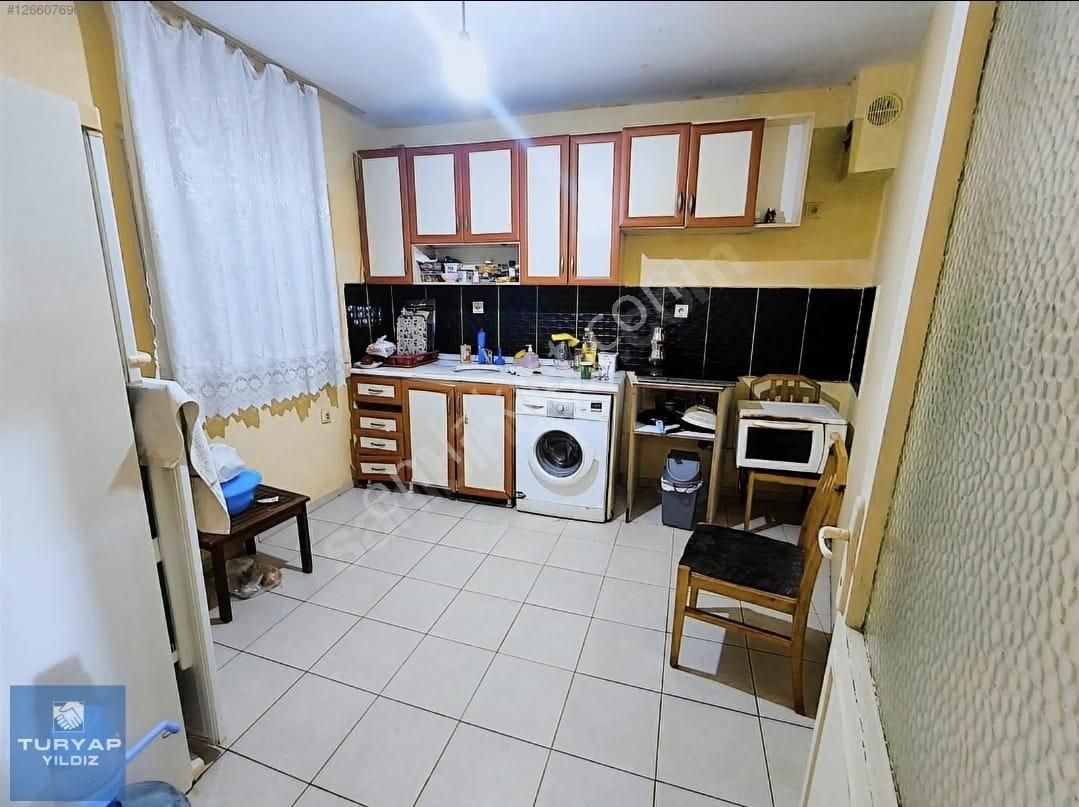 Buca Dumlupınar Mahallesi Heykel Meydanda Teraslı 3+1//ünüversite Bölgesinde/40yıllık Satılk Daire - Görsel 14