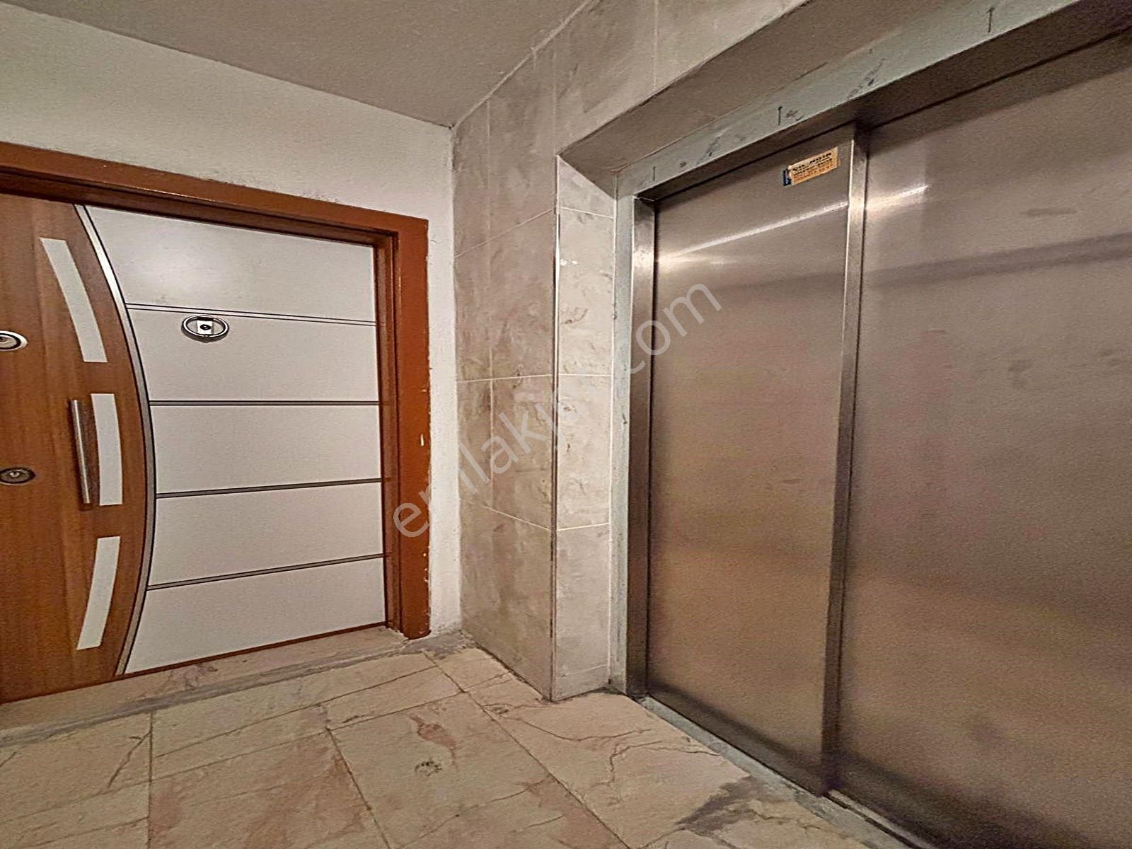 Cadde34 Yapı'dan Çınar'da Asansörlü Binada 2+1 Kelepir Acil Satılık Arakat Daire!! - Görsel 6