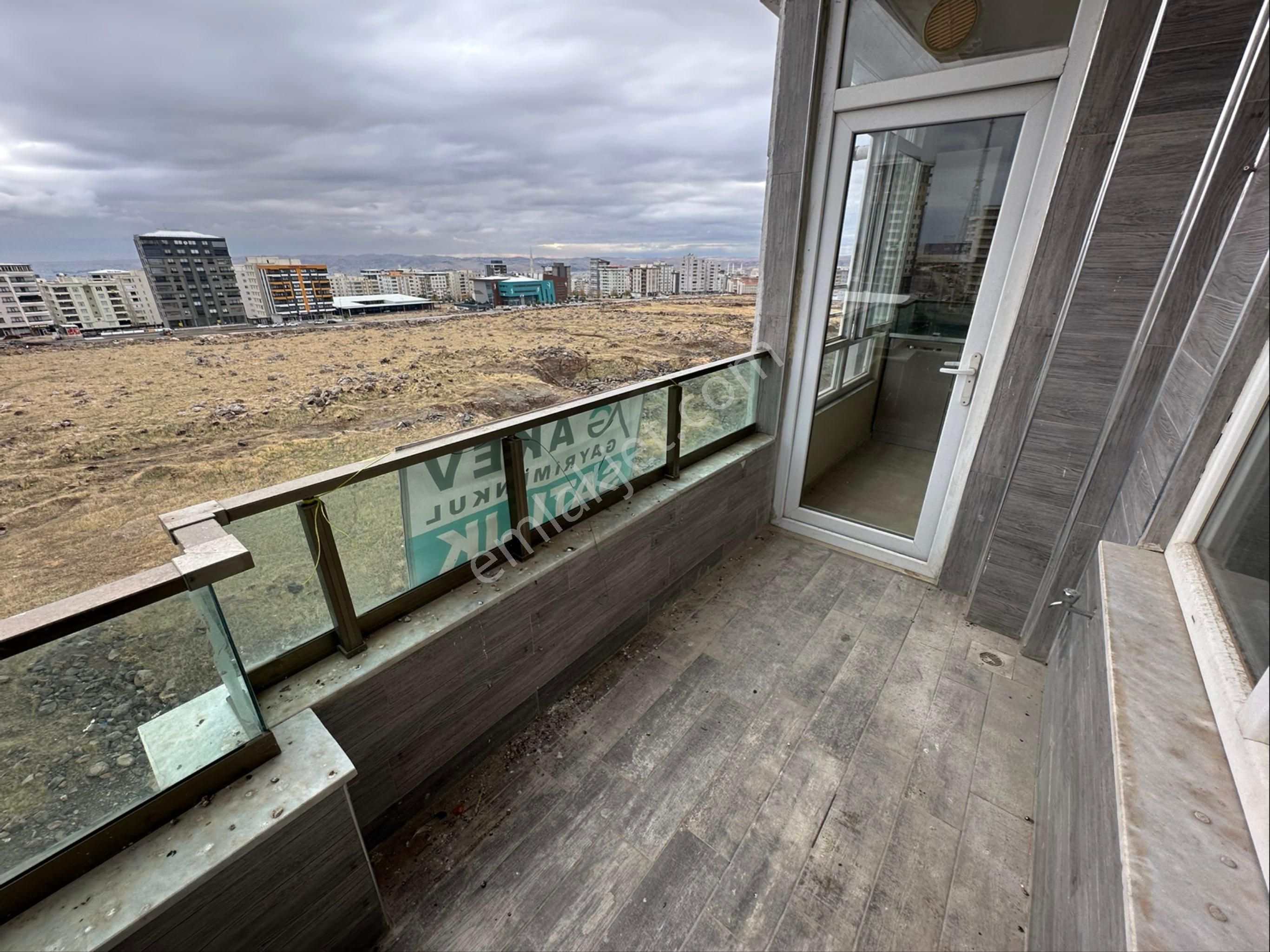 Akev Gayrimenkul'den Karaköprü Doğukentte Son Kat 3+1 Daire - Görsel 19