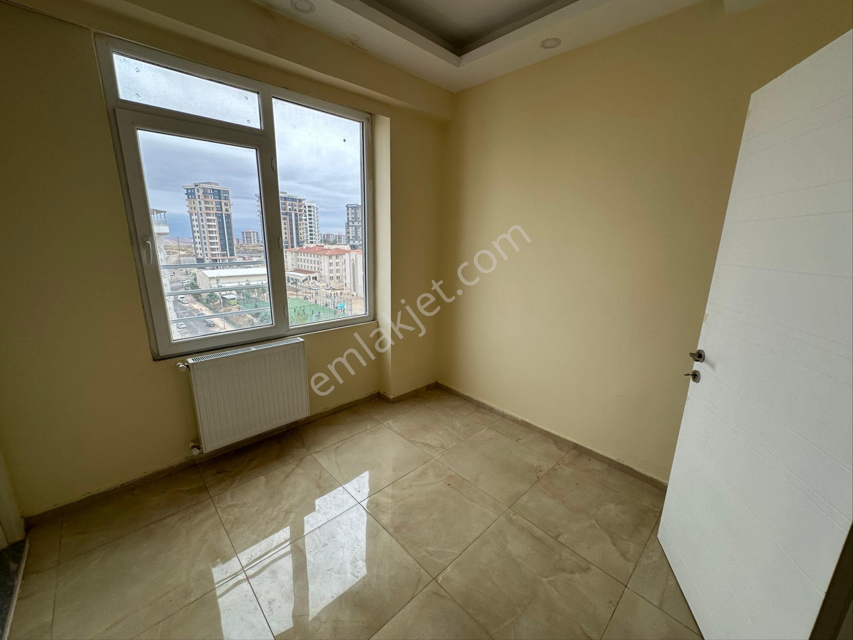 Akev Gayrimenkul'den Karaköprü Doğukentte Son Kat 3+1 Daire - Görsel 9