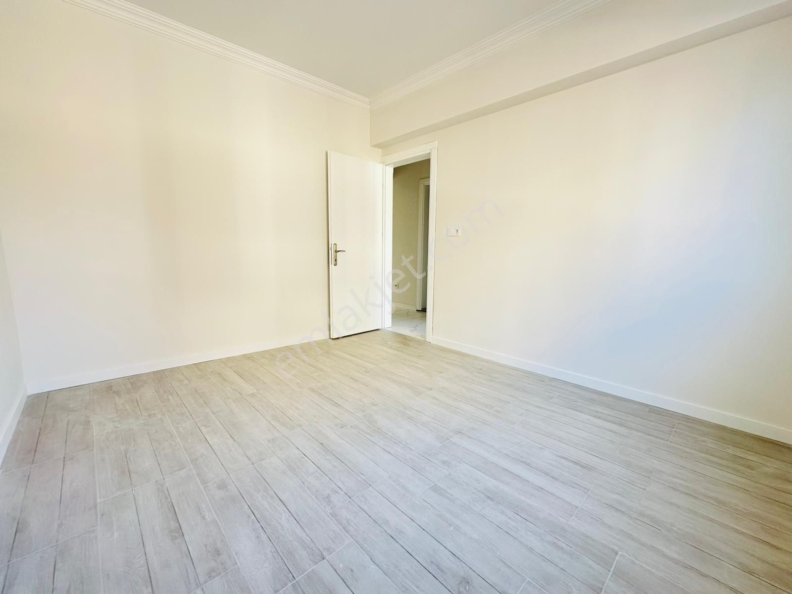 Kuyucak Merkez 5 Eylül De Satılık Fırsat 3+1 Daire - Görsel 13