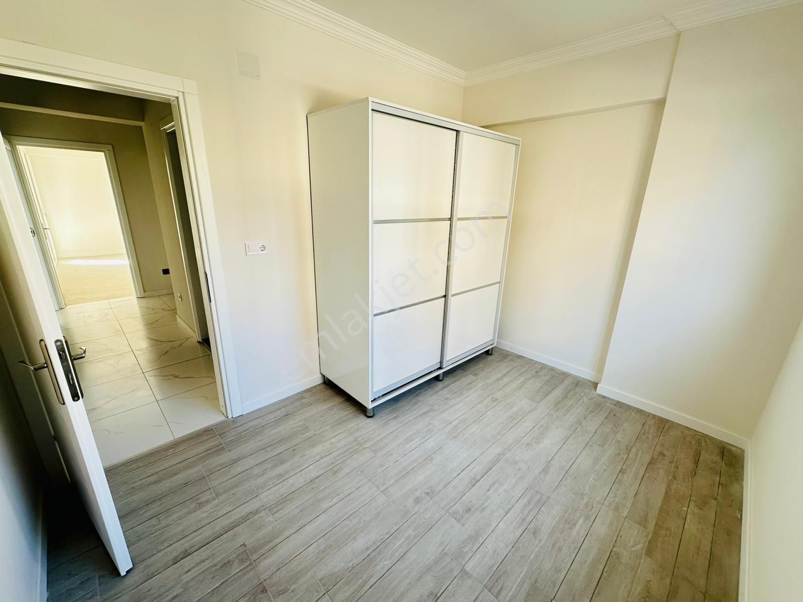 Kuyucak Merkez 5 Eylül De Satılık Fırsat 3+1 Daire - Görsel 7