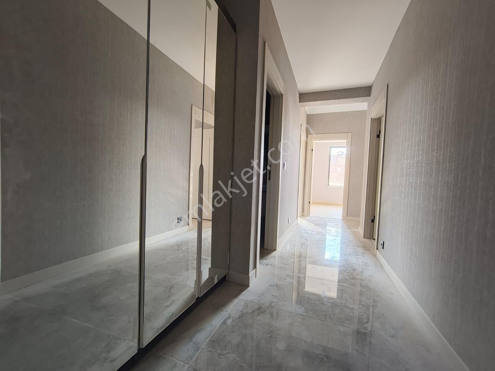 Güneşevlerde Site Konseptinde Sıfır Lüks Full Yapılı 4+1 Daire - Görsel 22