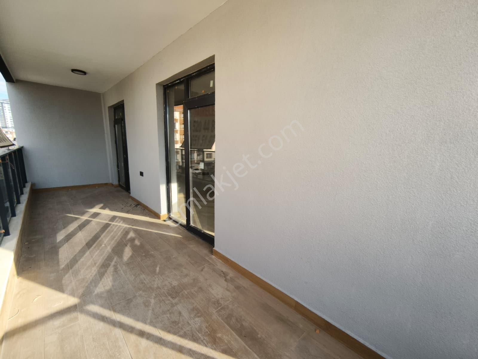 Güneşevlerde Site Konseptinde Sıfır Lüks Full Yapılı 4+1 Daire - Görsel 11