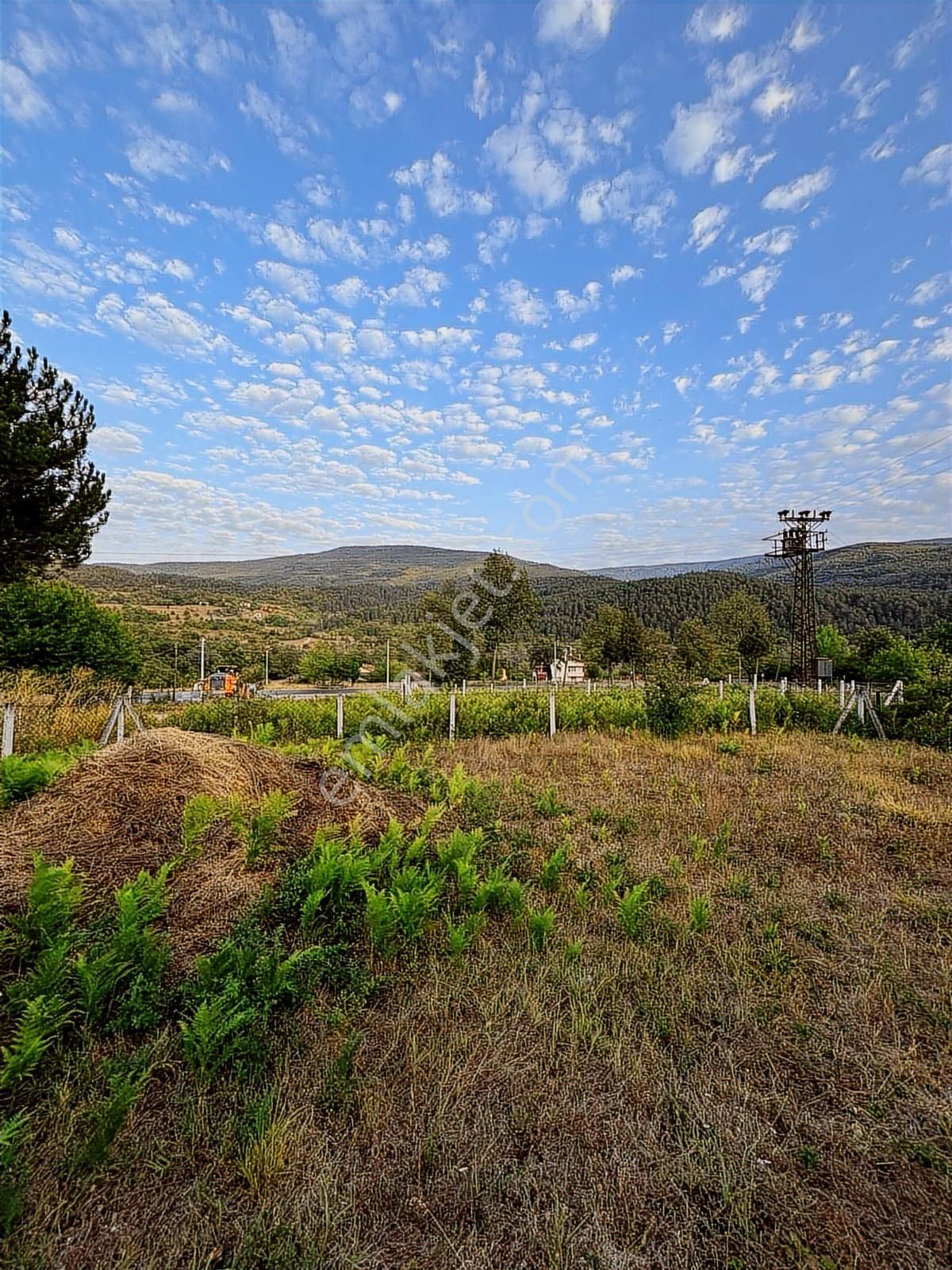Satılık Saray Mahallesinde Bahçeli Ev - Görsel 22