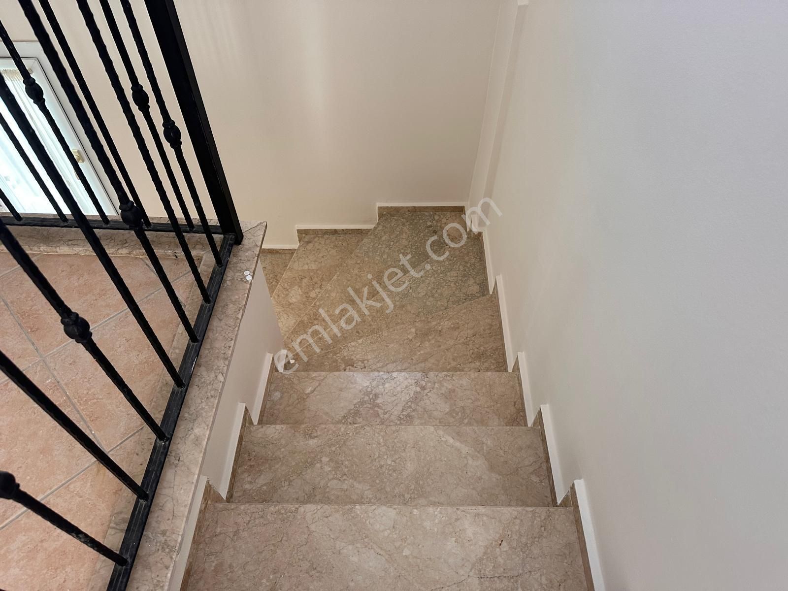 Stop’tan Akarca Merkezi Konumda 3+1 Çatı Dubleks - Görsel 12