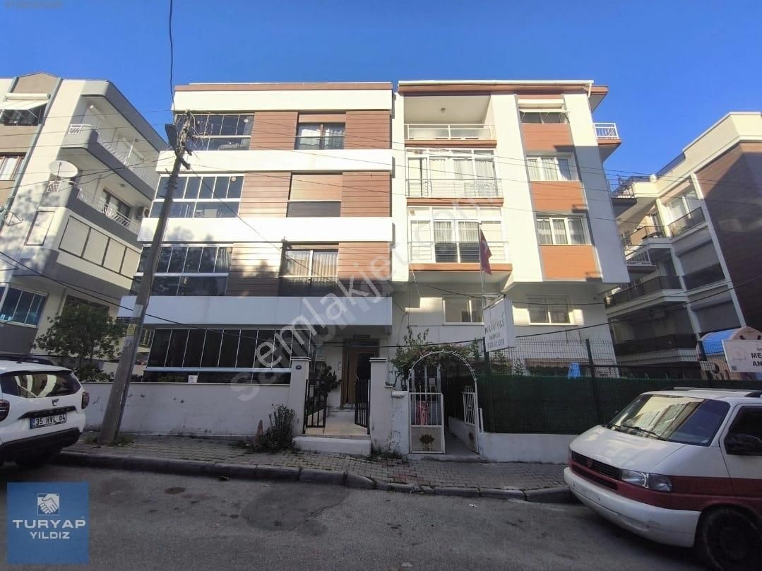 Buca İşcievleri Diçle Mahallesinde 11yıllık//geniş Bahçeli Balkonlu/kiracılı//uçanyola Yakın//daire - Görsel 13