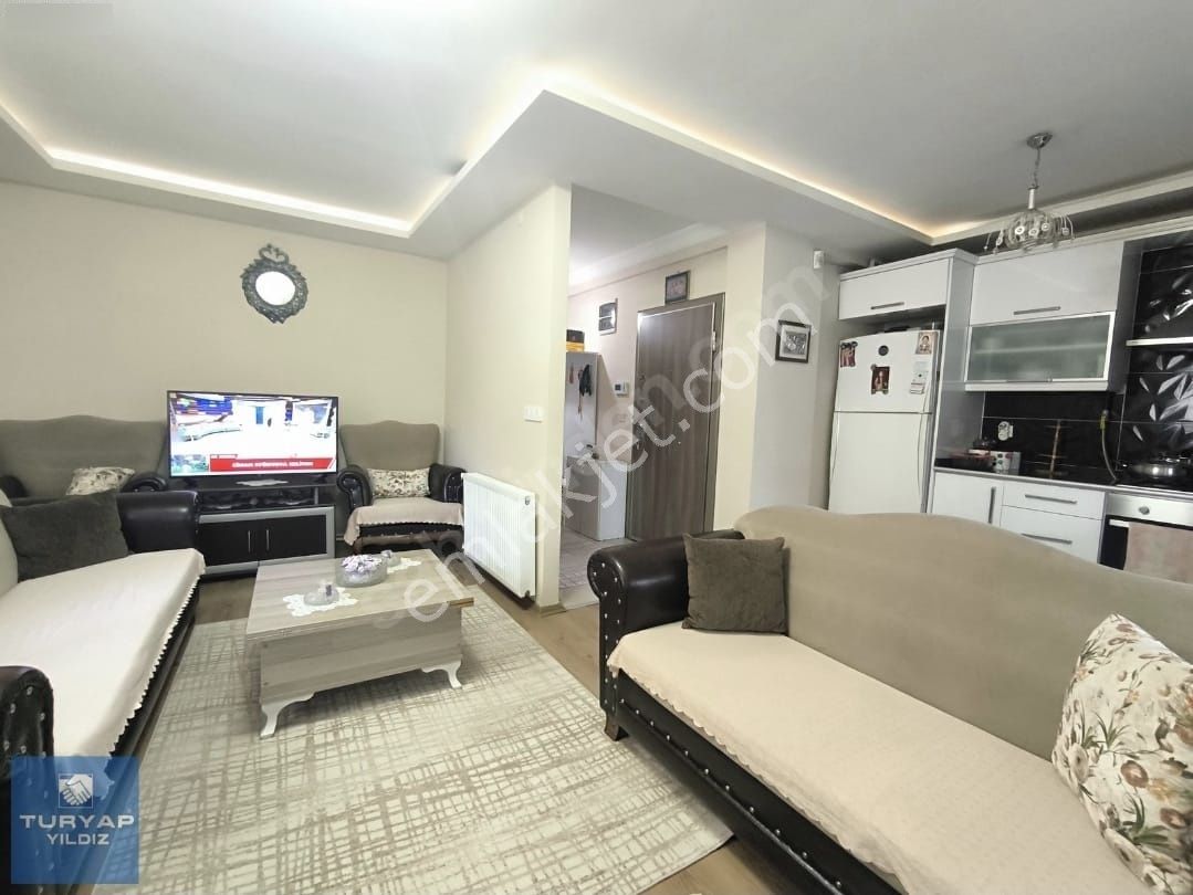 Buca İşcievleri Diçle Mahallesinde 11yıllık//geniş Bahçeli Balkonlu/kiracılı//uçanyola Yakın//daire - Görsel 3