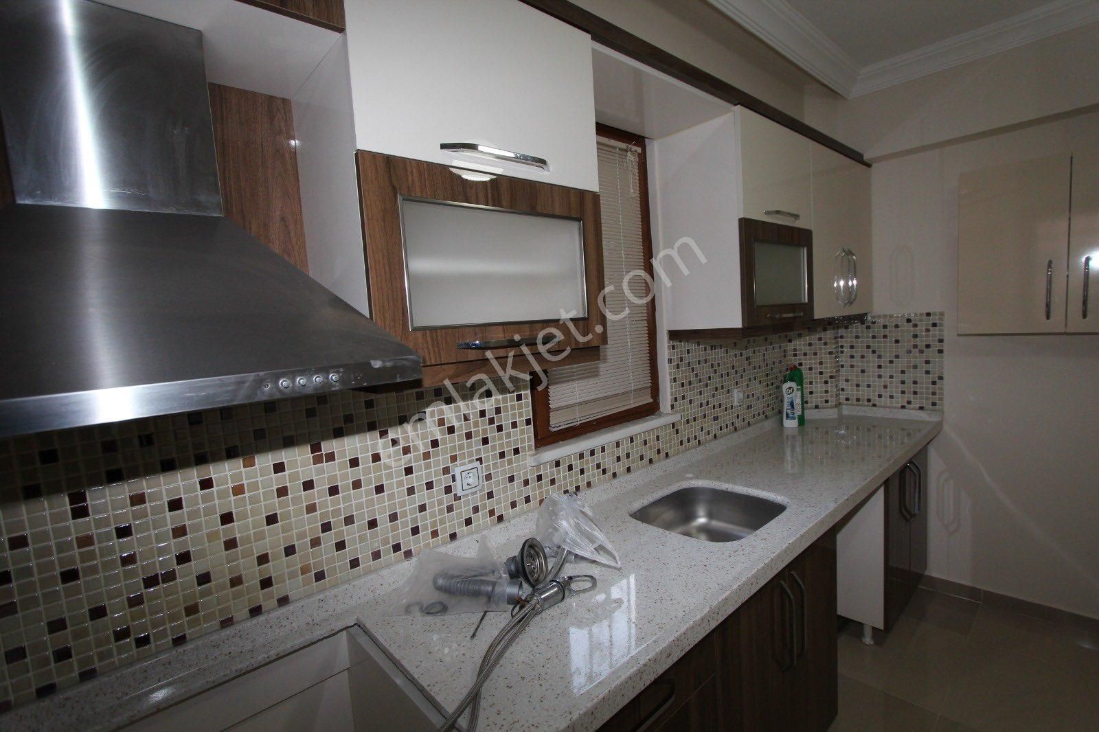 Altınoluk'ta Denize 200 Mt Orta Kat 2+1 Geniş Daire - Görsel 16