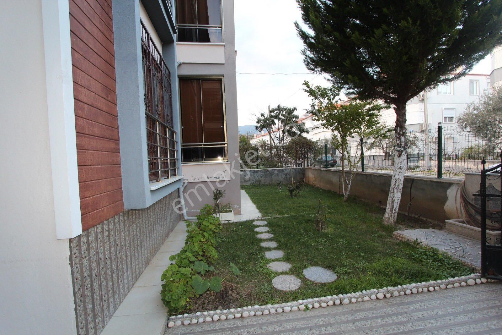 Altınoluk'ta Denize 200 Mt Orta Kat 2+1 Geniş Daire - Görsel 9