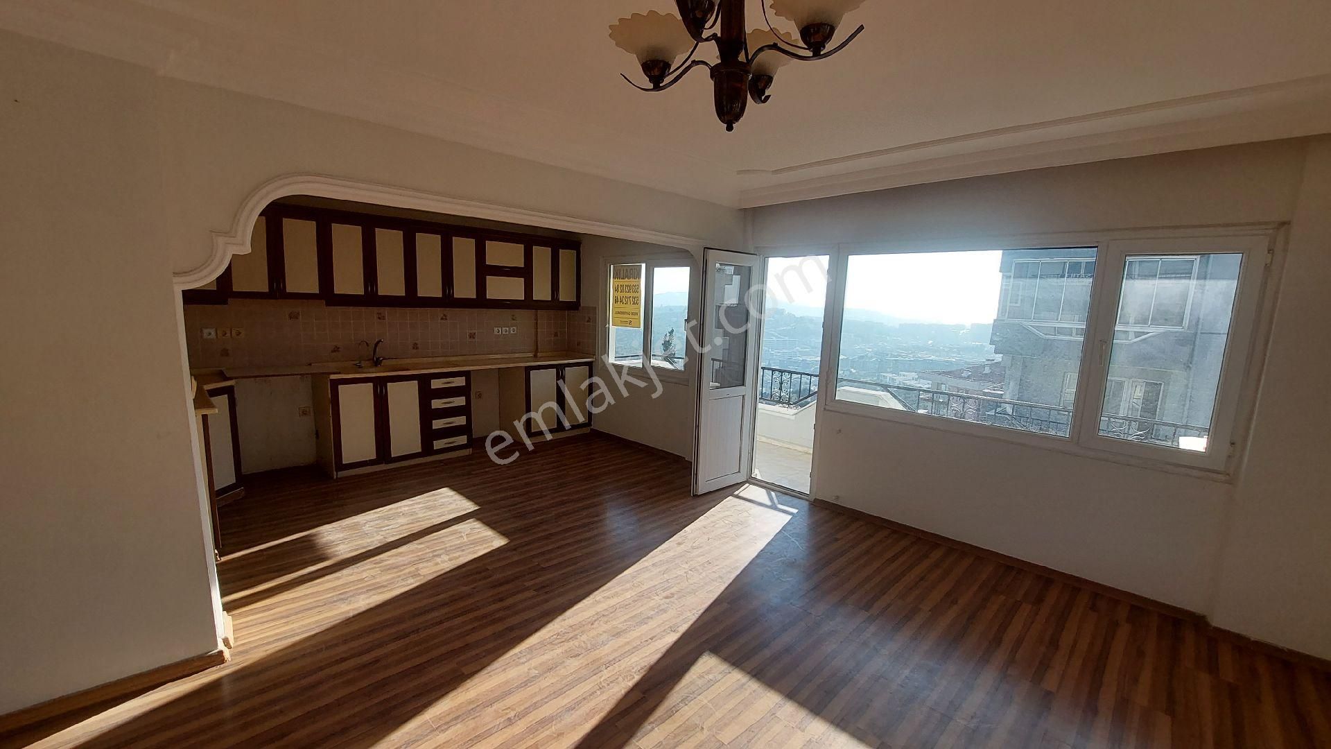 Kuşadası Ege Mahallesinde Havuzlu Doğalgazlı Sitede 5 Katlı Binanın 4.ncü Kat 3+1 Daire - Görsel 22