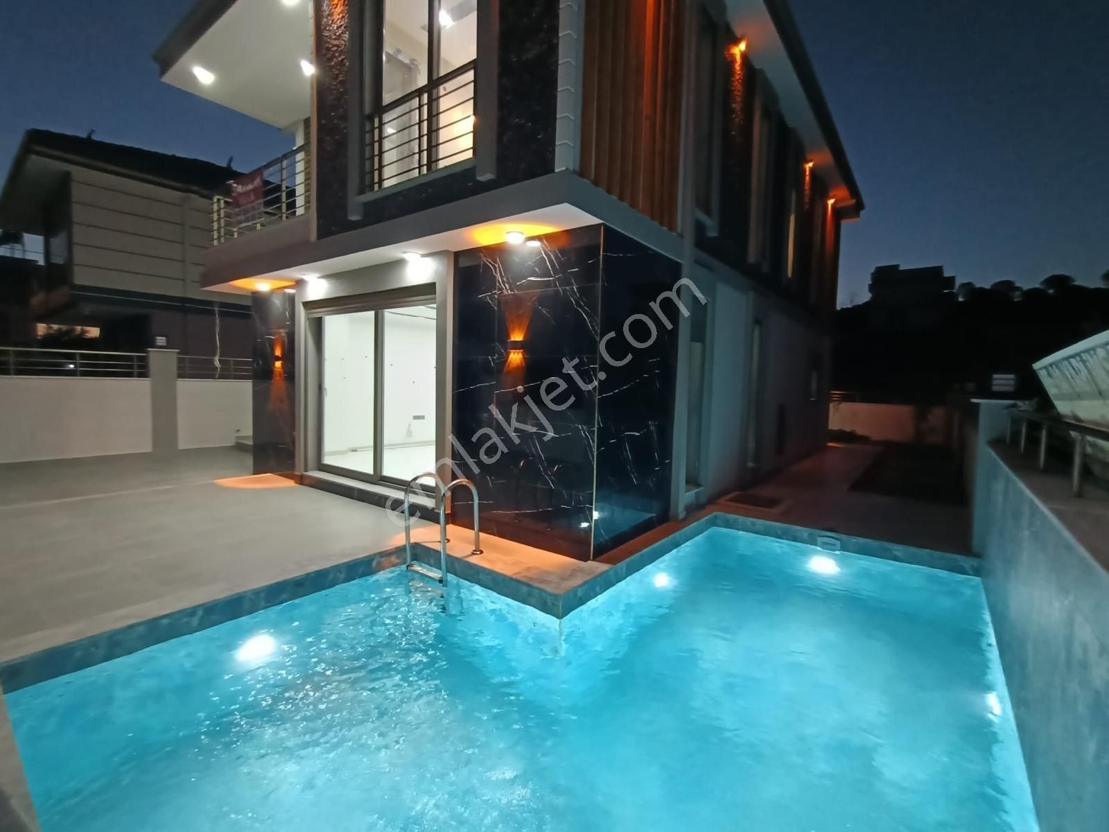 Hisar Sağtur’da Tam Müstakil Lüks Villa - Görsel 25