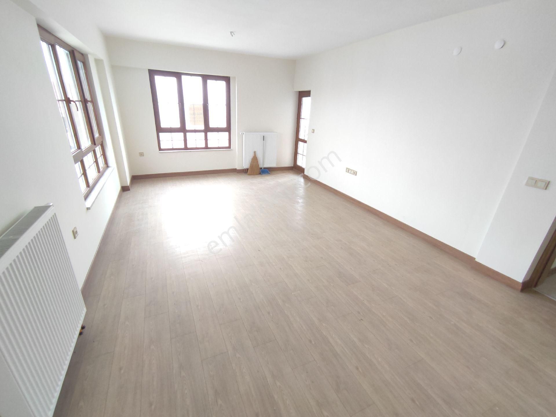 Hilal'den Altınşehir Tokide 2+1 Ara Kat Ön Cephe Teras Balkon - Görsel 13