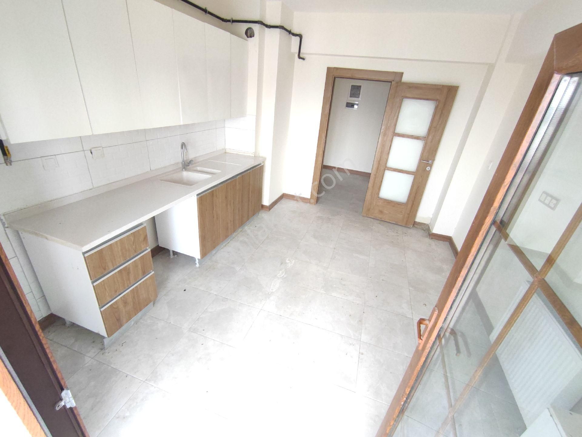 Hilal'den Altınşehir Tokide 2+1 Ara Kat Ön Cephe Teras Balkon - Görsel 8