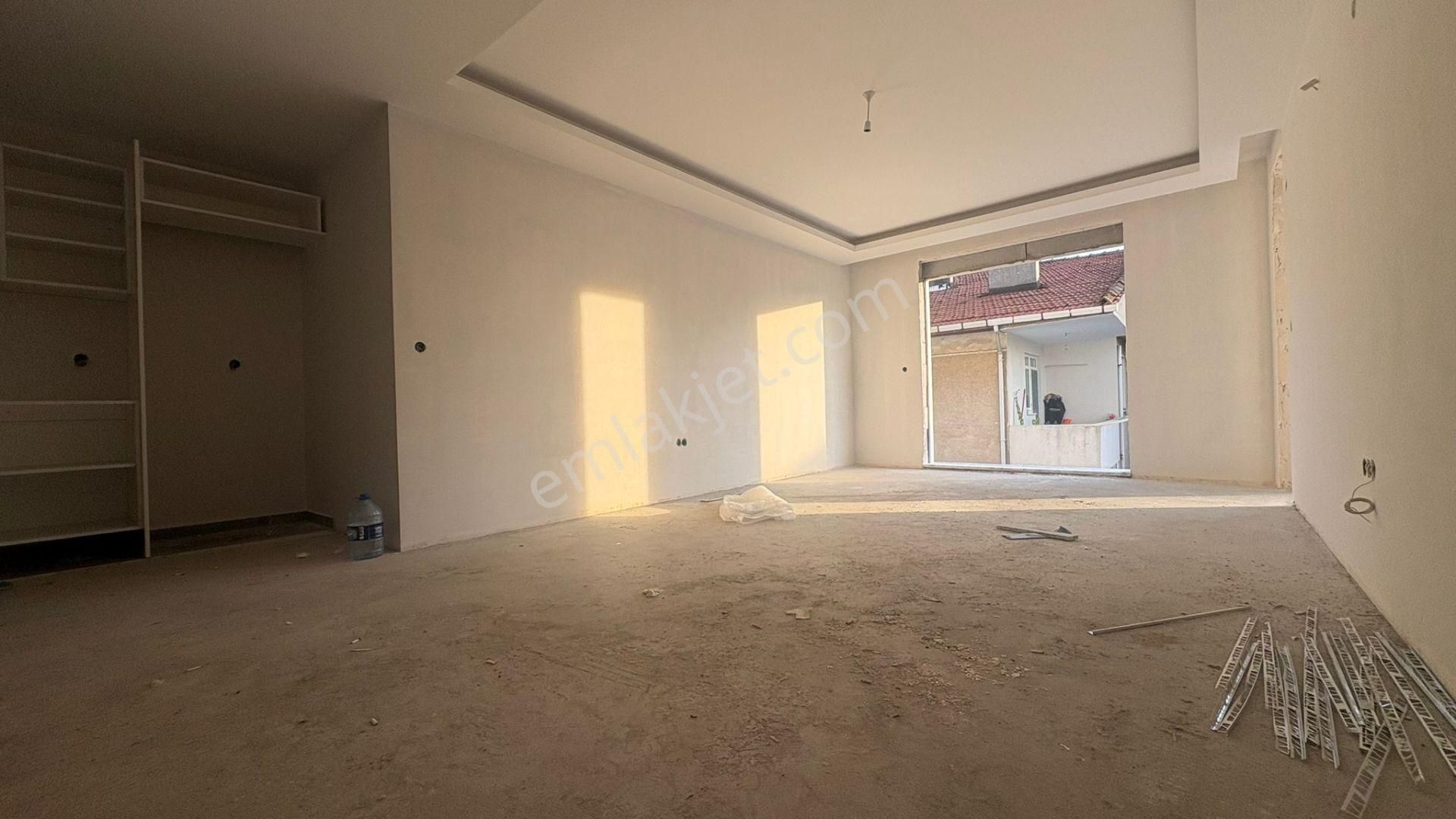 _ala_küçükyalı Merkezde Sıfır Geniş M2 Evebeynli 3+1 Satılık - Görsel 5