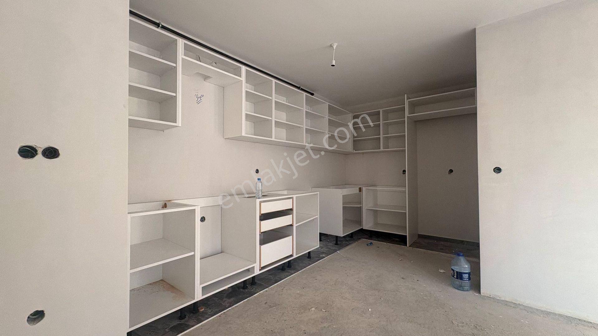 _ala_küçükyalı Merkezde Sıfır Geniş M2 Evebeynli 3+1 Satılık - Görsel 14