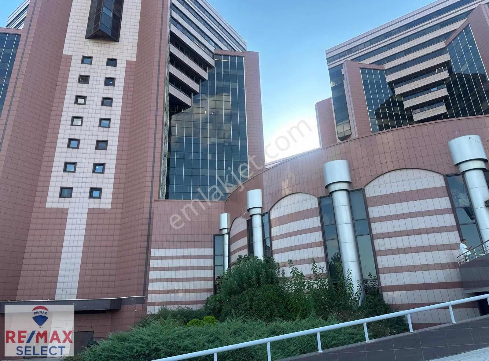 Dünya Ticaret Merkezi Egs De Net 61 M2 Ofis - Görsel 3