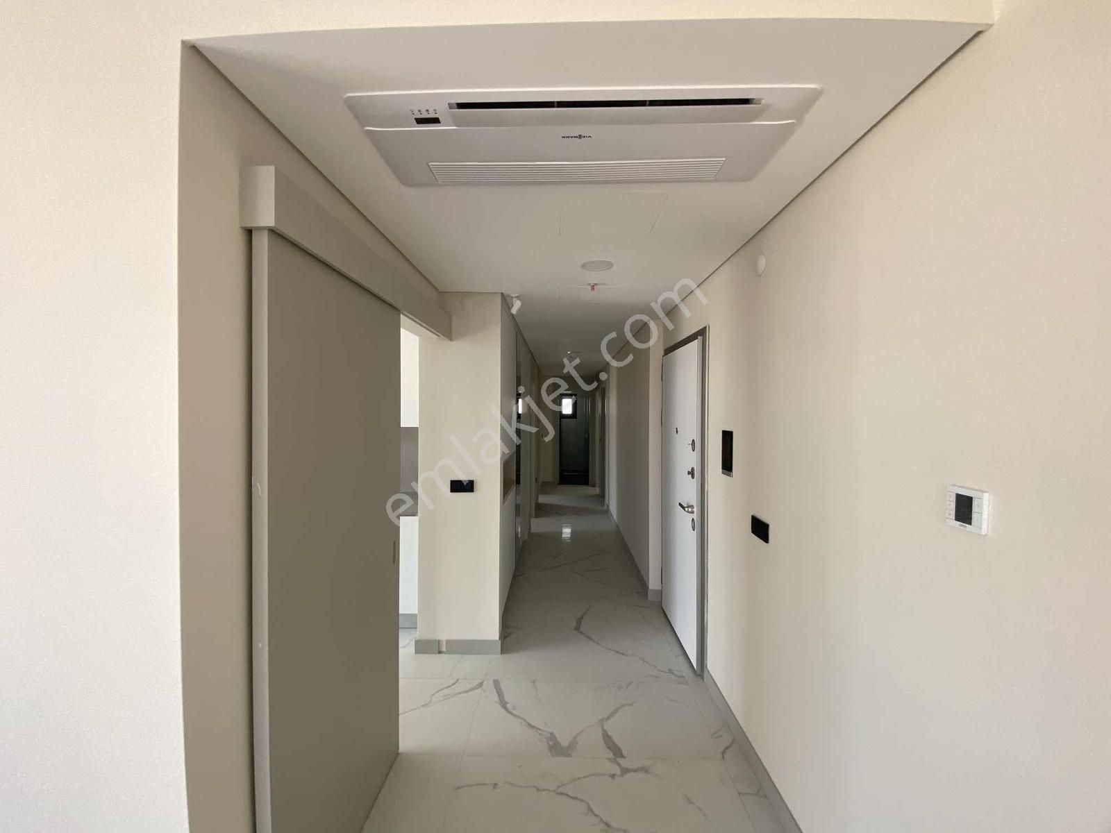 Modda Port Residence'da Kiralık 3+1 - Görsel 3