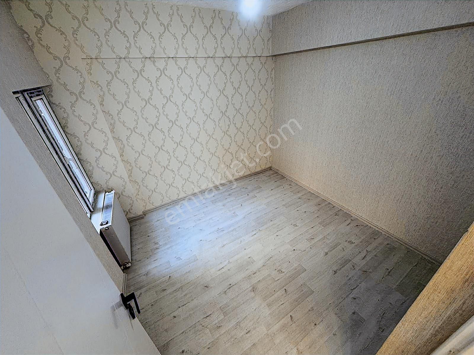 Fırsat !!! Plevne Mah Cadde Üzrinde 3+1 Ful Yapılı Katta Daire - Görsel 11