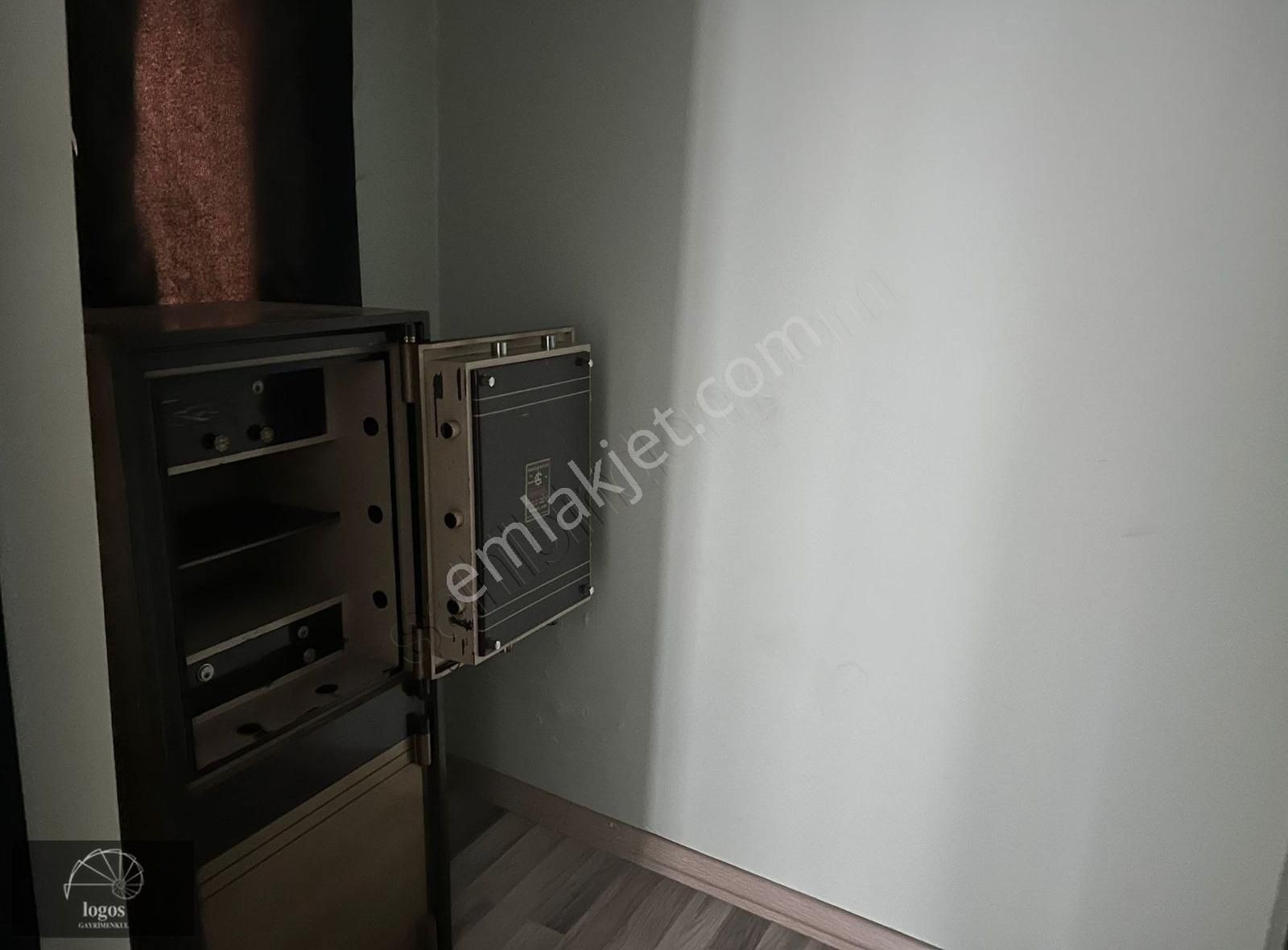 Ortaköy Sahilde Kısmi Manzaralı Bakımlı Ofis - Görsel 12