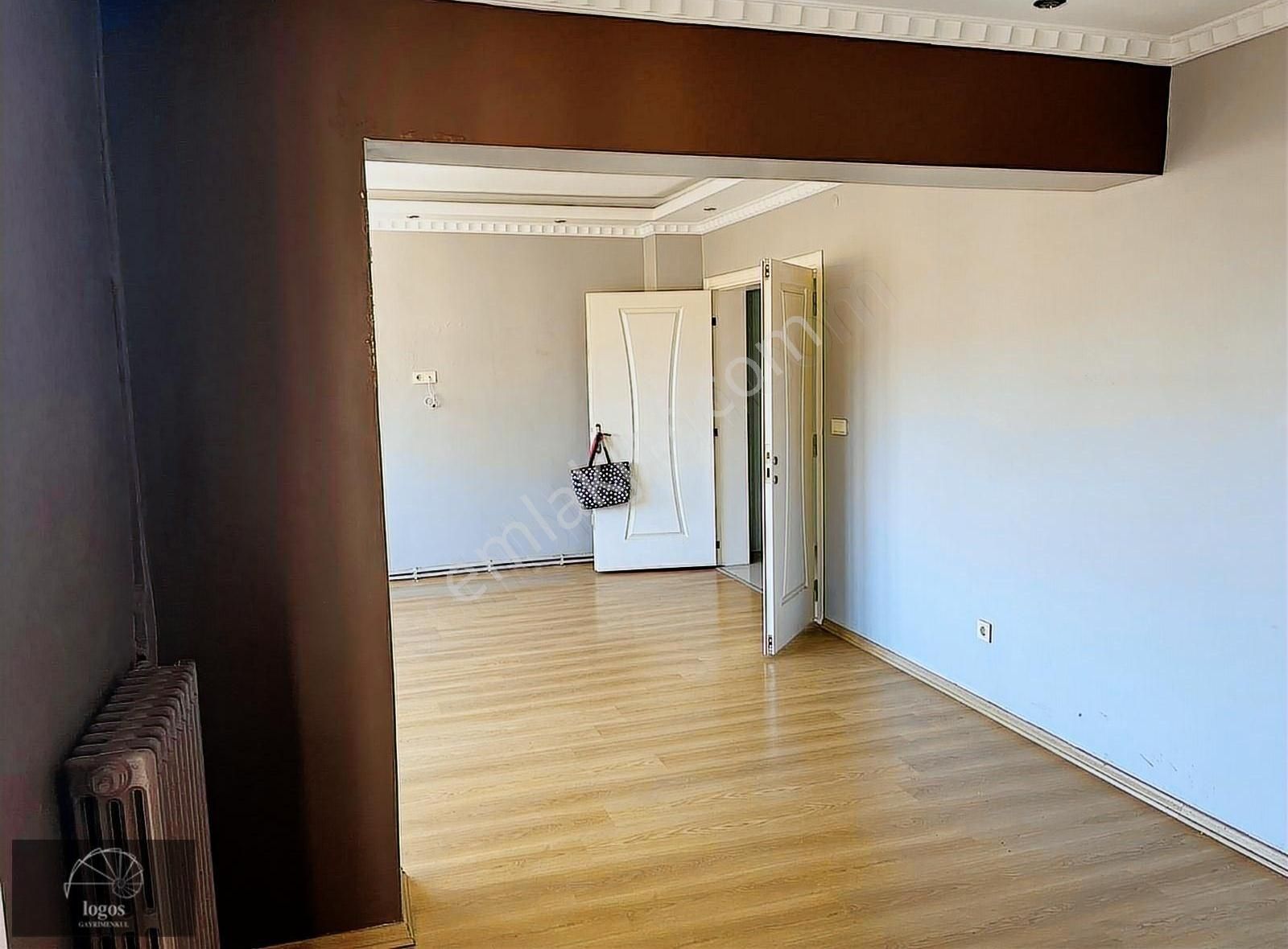 Ortaköy Sahilde Kısmi Manzaralı Bakımlı Ofis - Görsel 8