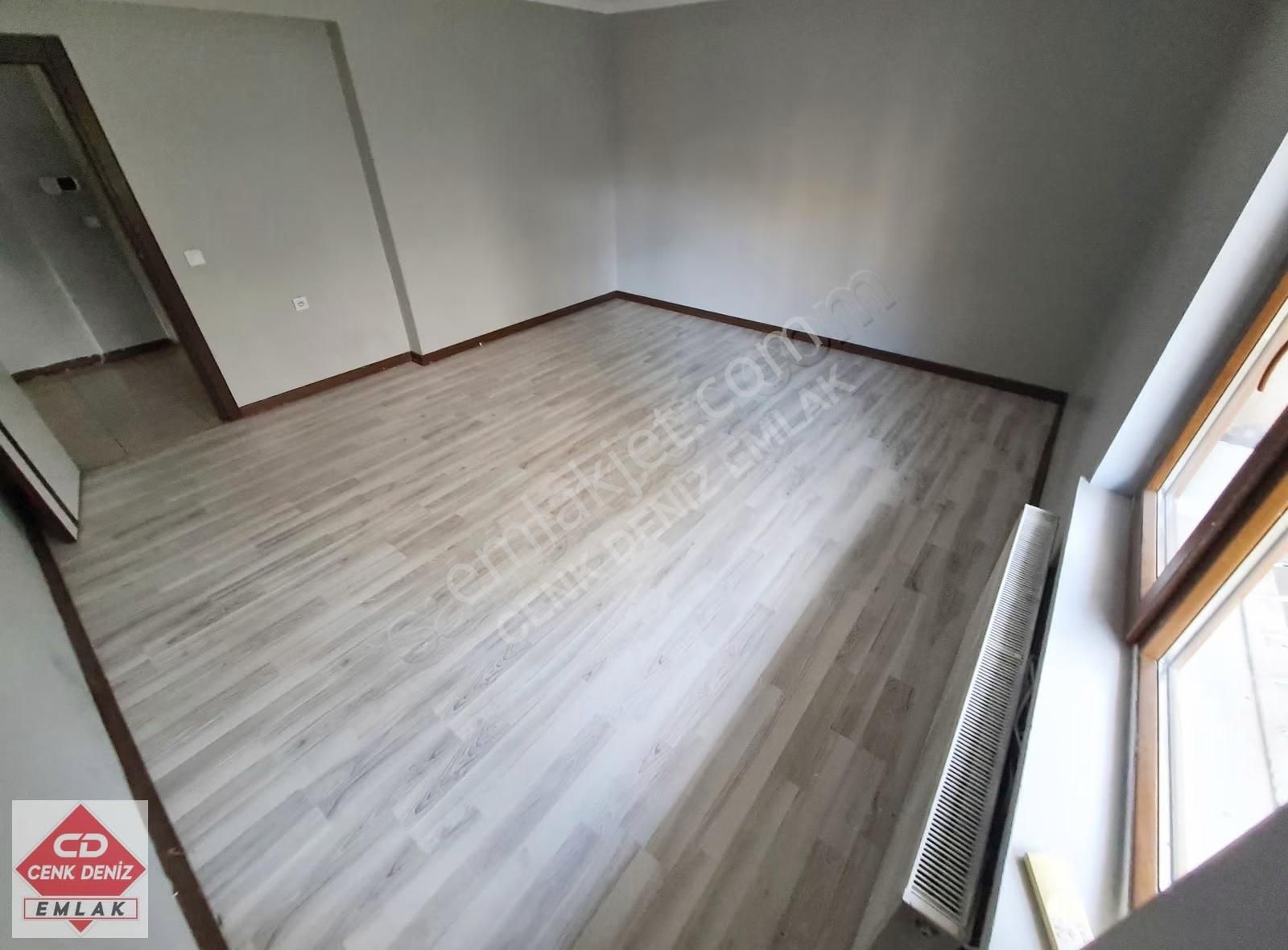 Sancaktepe Göbekte Cadde Üzeri Arakat Ön Cephe 2-banyolu 4+1 - Görsel 27