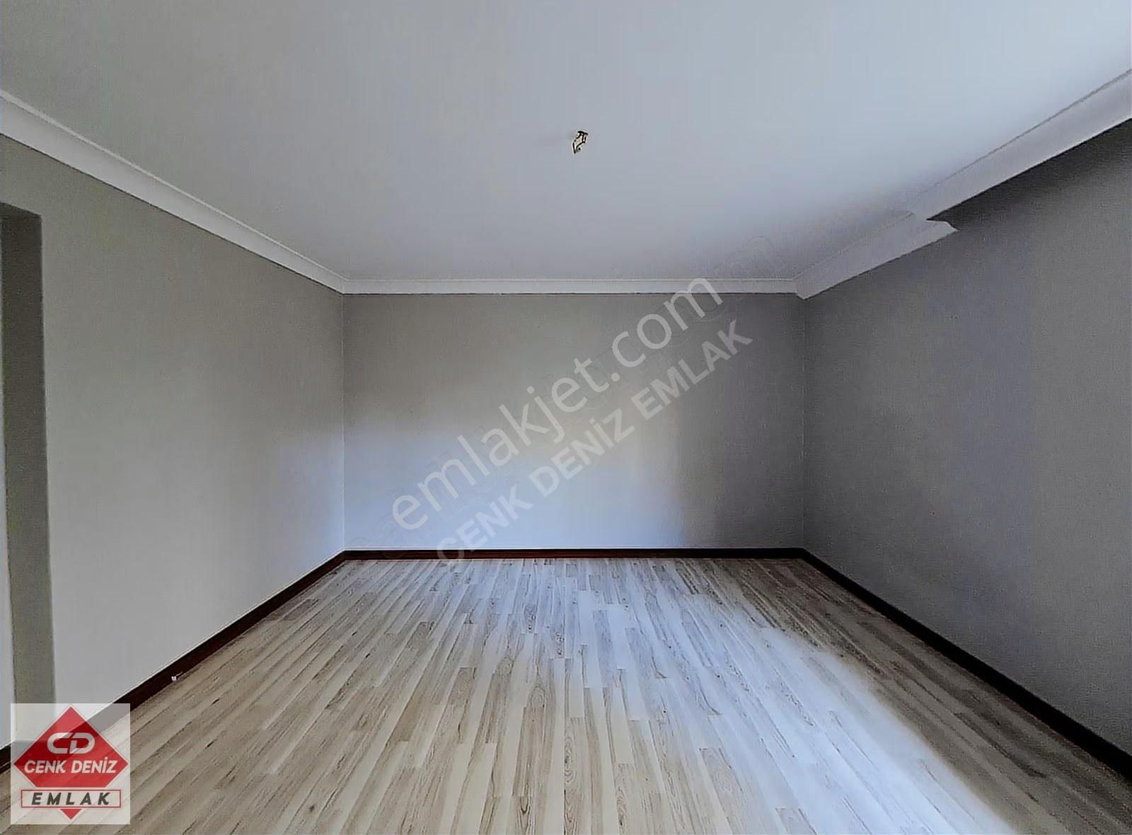 Sancaktepe Göbekte Cadde Üzeri Arakat Ön Cephe 2-banyolu 4+1 - Görsel 6