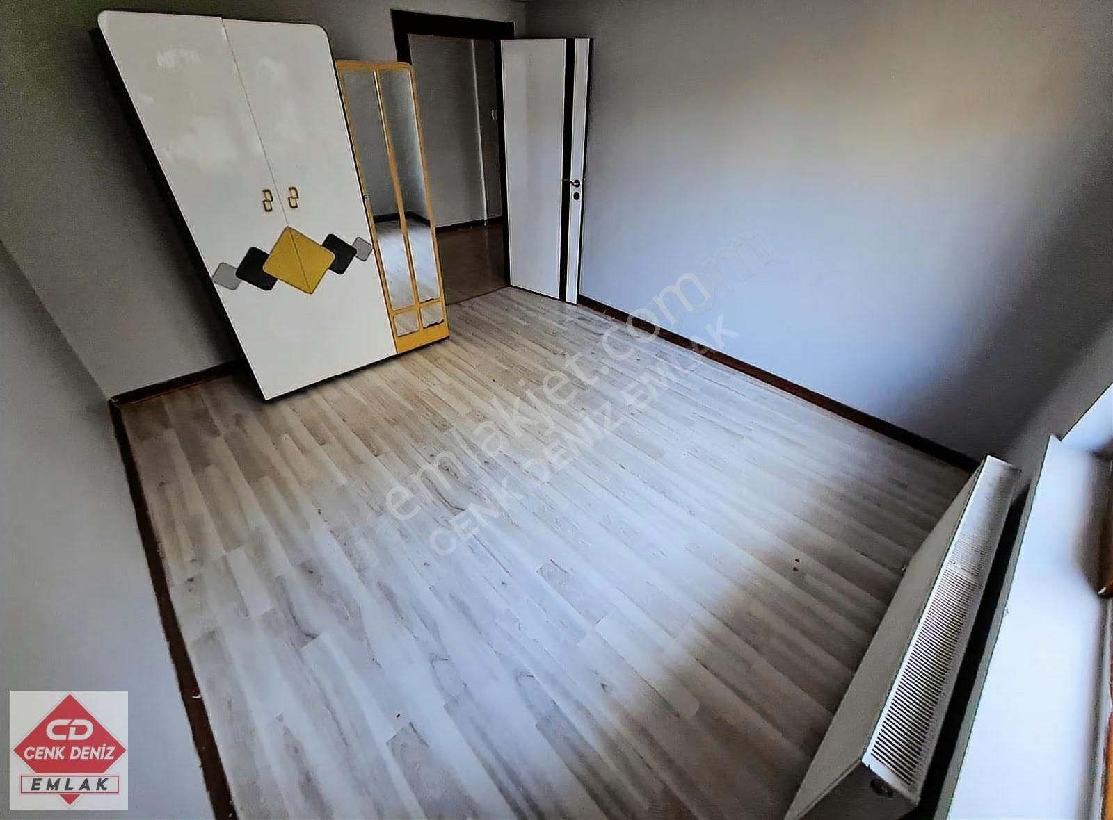 Sancaktepe Göbekte Cadde Üzeri Arakat Ön Cephe 2-banyolu 4+1 - Görsel 10