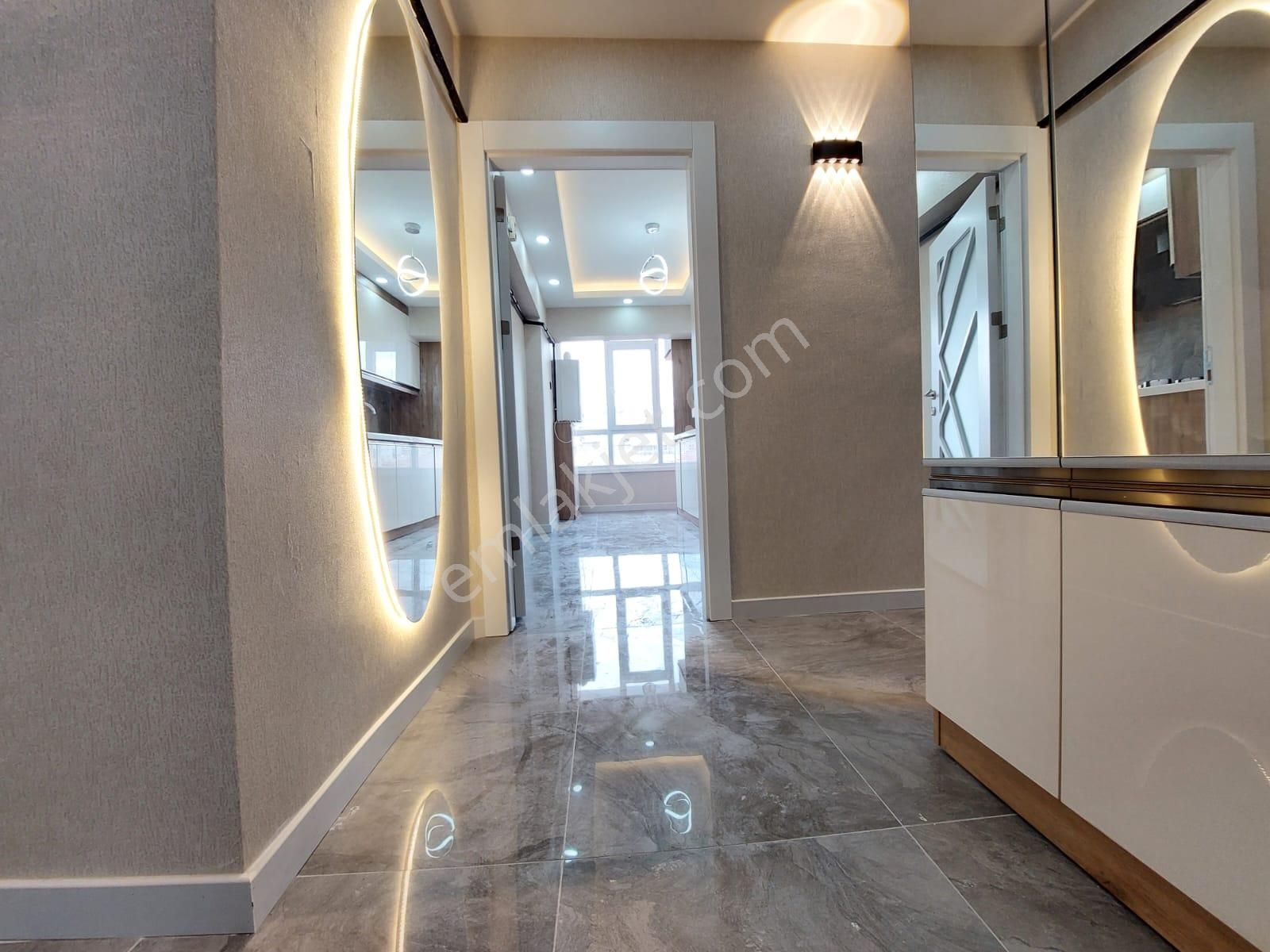 Süvari Mah Ahi Mesut Bulvar Yakını Satılık 3+1 Kat Ta Ful Yapılı Daire - Görsel 5