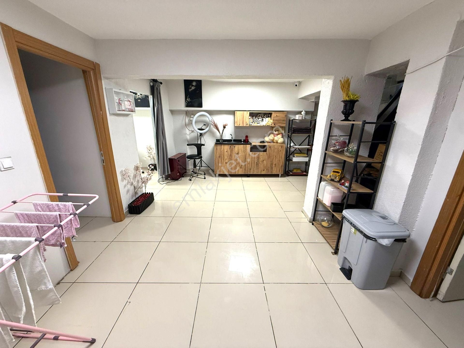 Seba'da Tevfikbey Mh 110m2 Hazır Müşterili 2 Katlı Devren Dükkan - Görsel 25