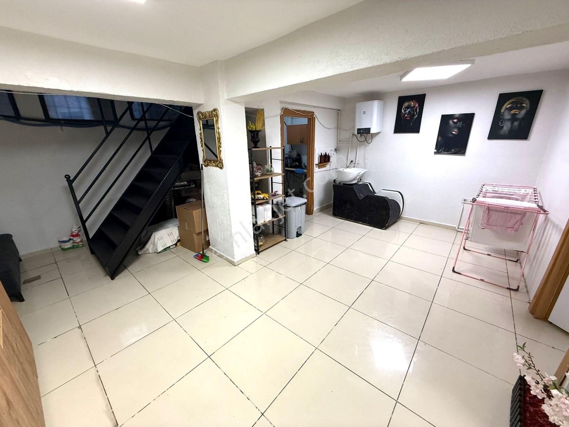 Seba'da Tevfikbey Mh 110m2 Hazır Müşterili 2 Katlı Devren Dükkan - Görsel 26