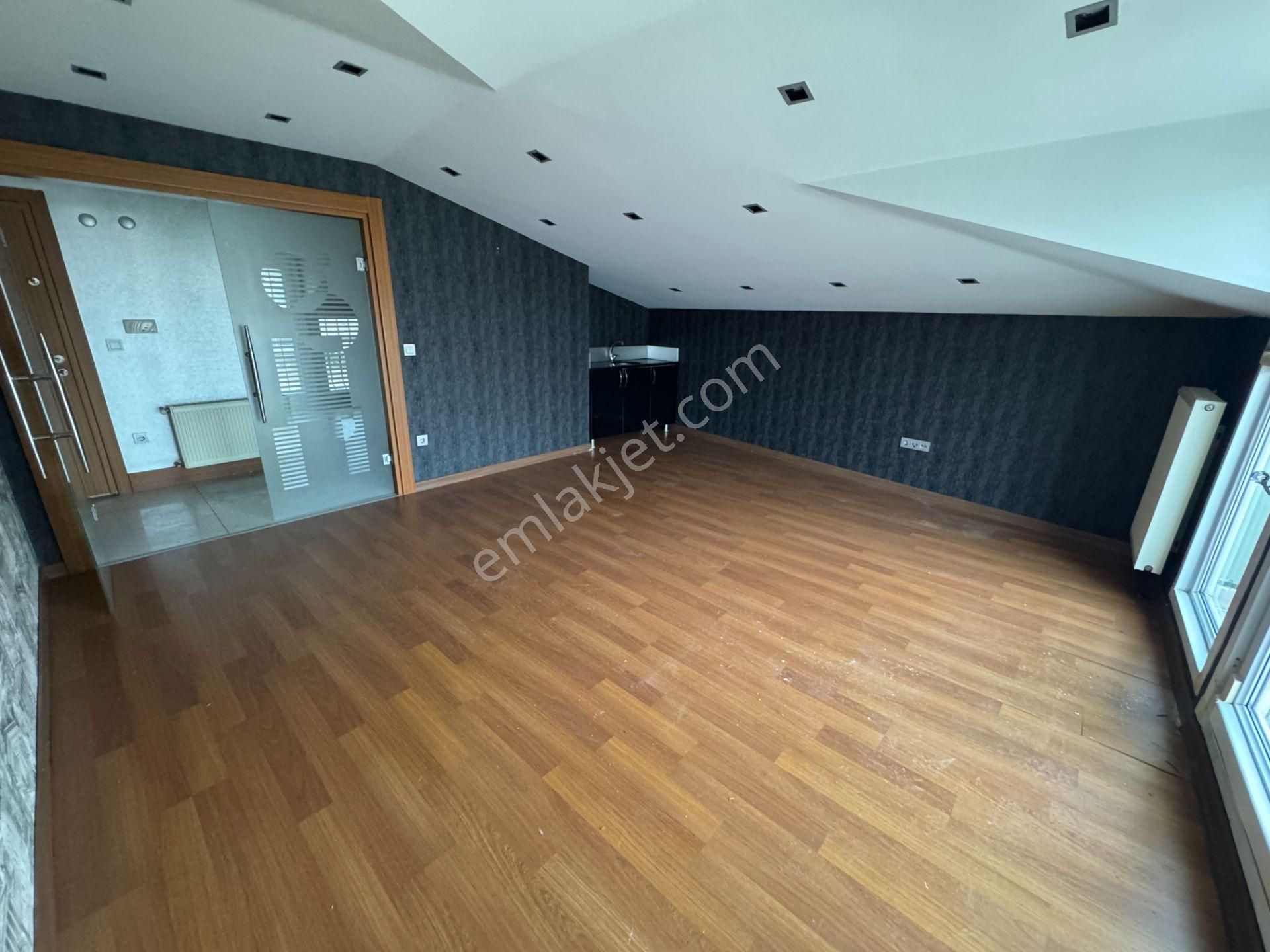 Turyap' Tan Vatan Caddesi Hıstorıa Avm Karşısında Asansörlü Binada 4+2 Dubleks Kiralık Daire - Görsel 29