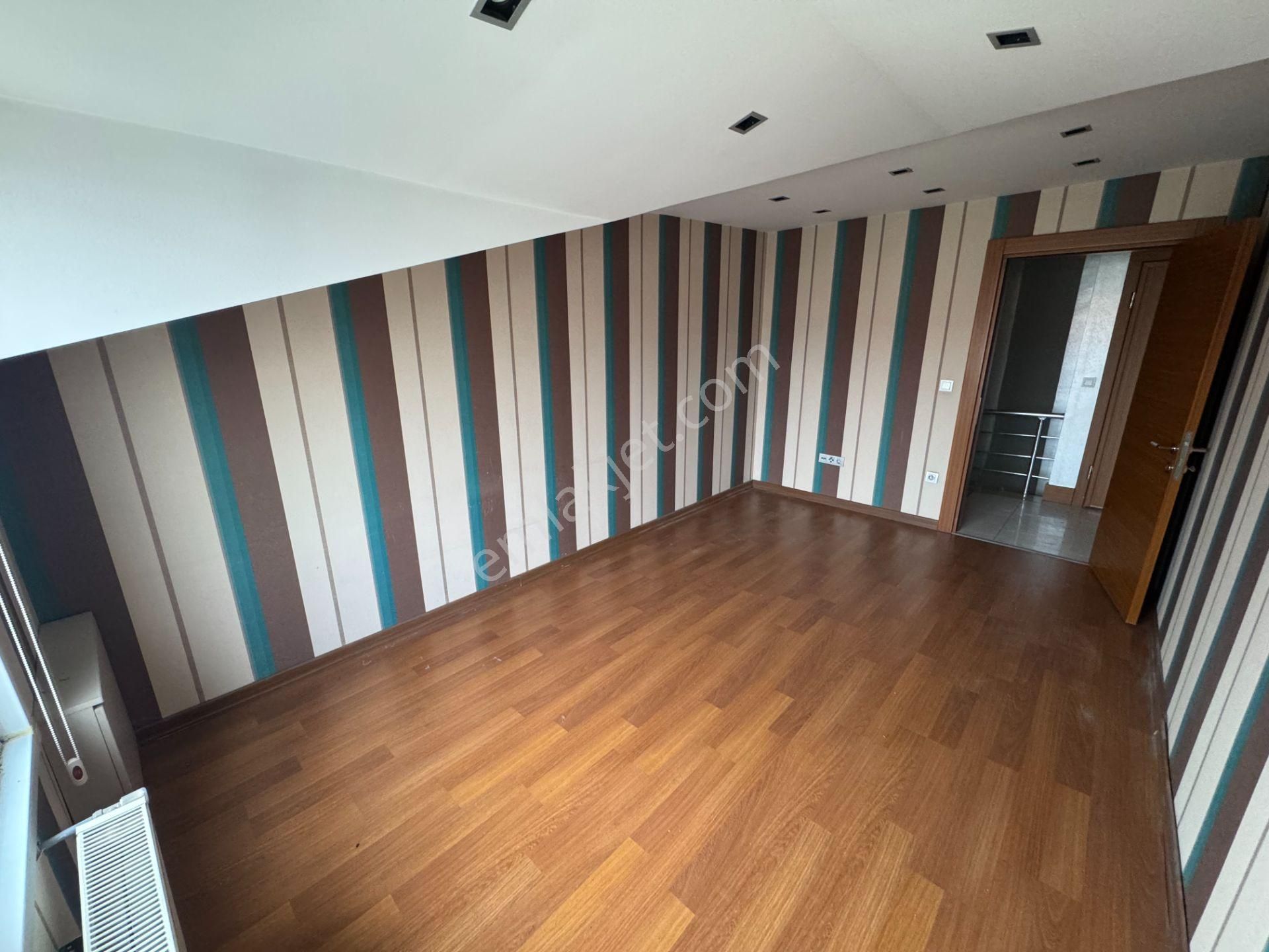 Turyap' Tan Vatan Caddesi Hıstorıa Avm Karşısında Asansörlü Binada 4+2 Dubleks Kiralık Daire - Görsel 28