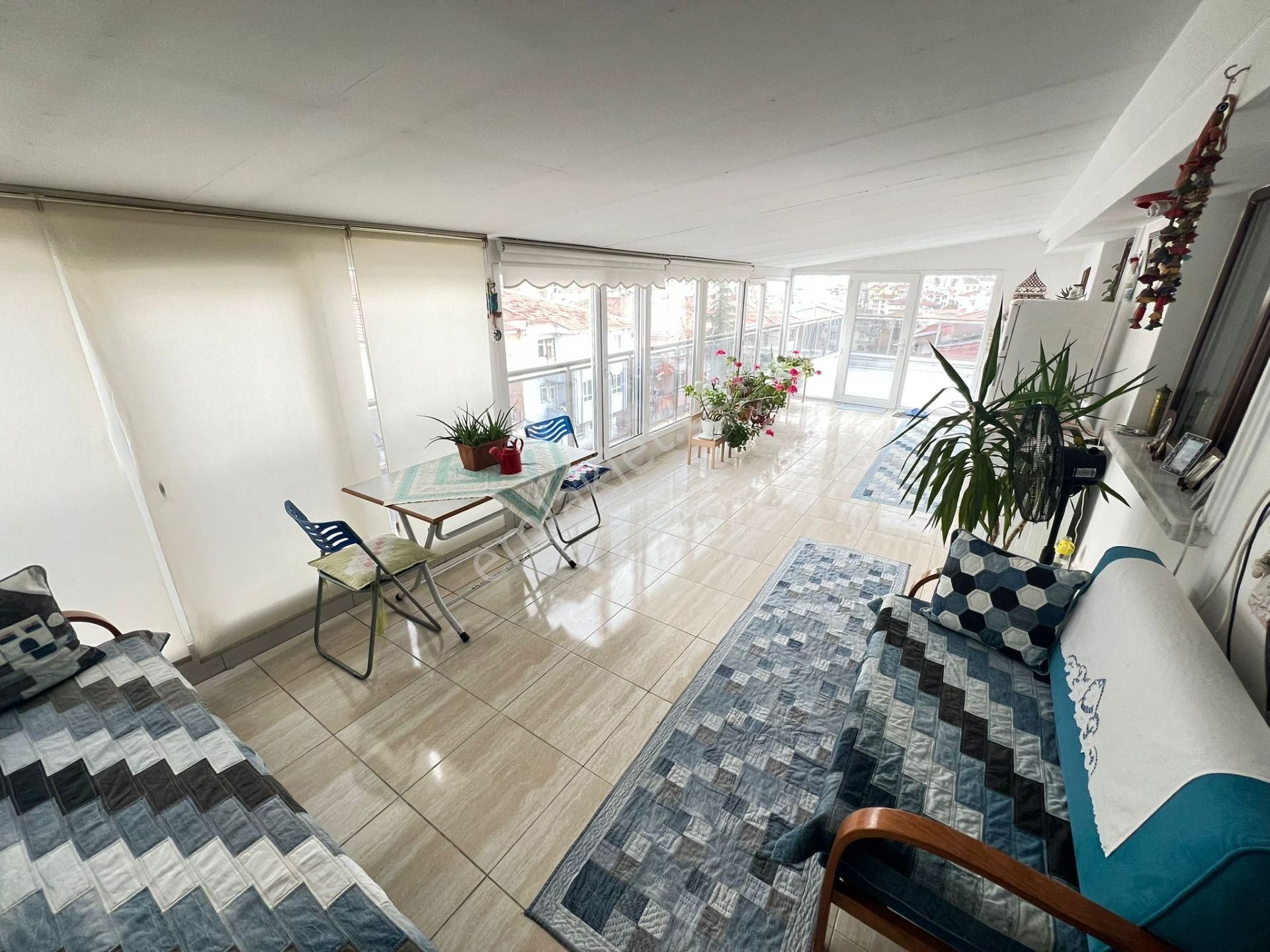 İncirli Lisesi Yanında 6+1 Lüks Dubleks! Asansörlü, Merkezi Konum - Görsel 23