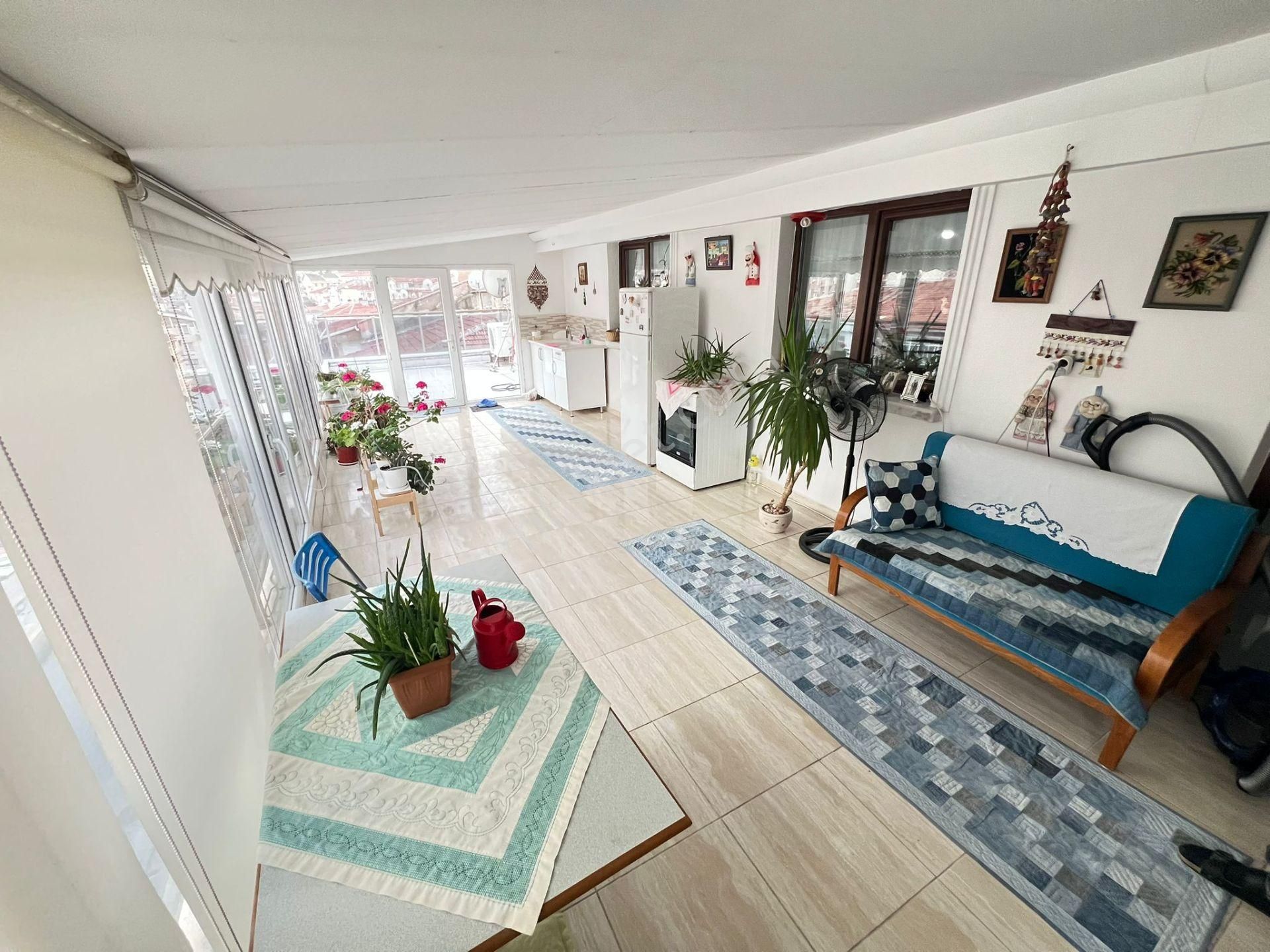 İncirli Lisesi Yanında 6+1 Lüks Dubleks! Asansörlü, Merkezi Konum - Görsel 25