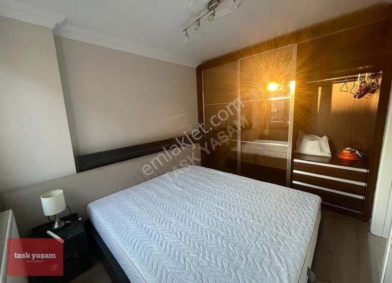 Nişantaşı Meşrutiyet Genç Binada Full Eşyalı 2+1 Daire - Görsel 20