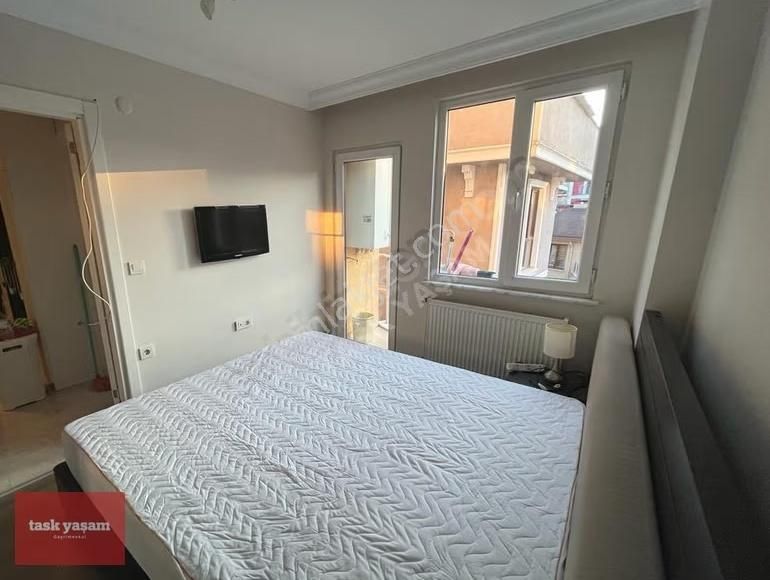 Nişantaşı Meşrutiyet Genç Binada Full Eşyalı 2+1 Daire - Görsel 12