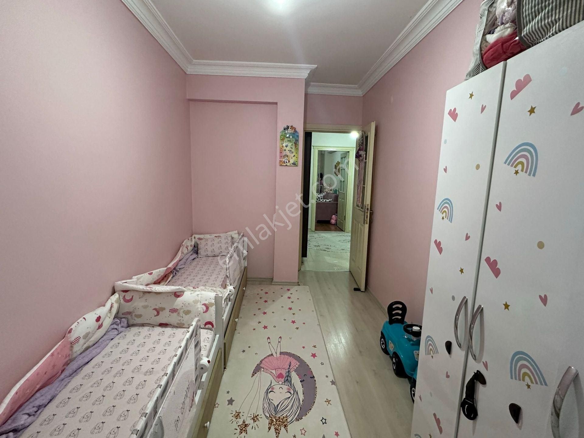 Bağcılar Güneşli Mahallesi Satılık 3+1 Daire Krediye Uygun - Görsel 8