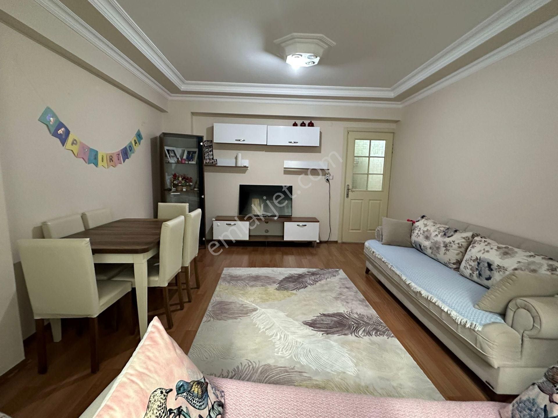 Bağcılar Güneşli Mahallesi Satılık 3+1 Daire Krediye Uygun - Görsel 2