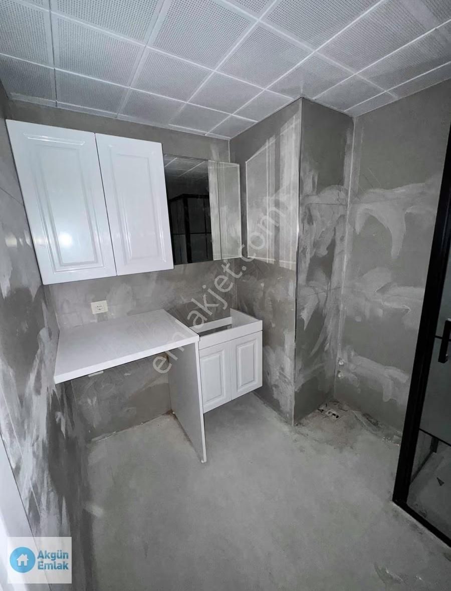 Akgün Emlaktan Hürriyet Mah. Özel Otoparklı 95 M2 2+1 Arakat - Görsel 9
