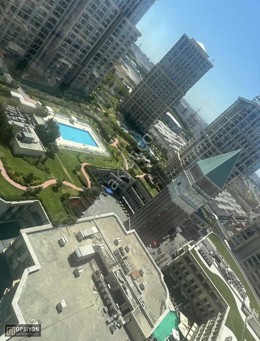 Venezia Da Full Eşyalı Avm Mnz Satılık 1+1 Daire