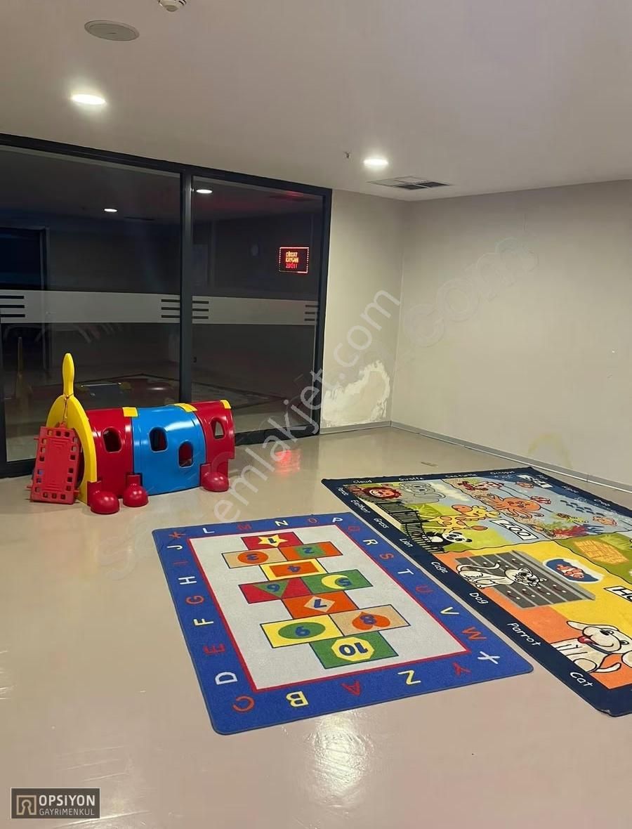 Venezia'da Şehir Cephe Full Teraslı Büyük 1+1 Boş Satılık Daire - Görsel 10