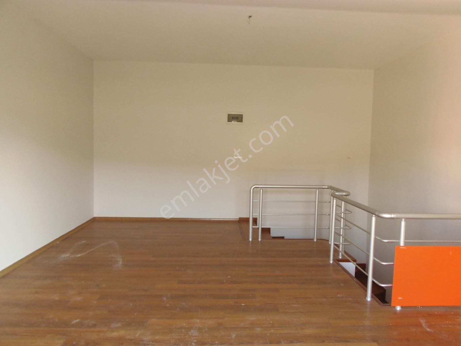 Sancaktepe Sarı Evler Çekmeköy Sarıevler Kiralık Çatı Dubleks - Görsel 13