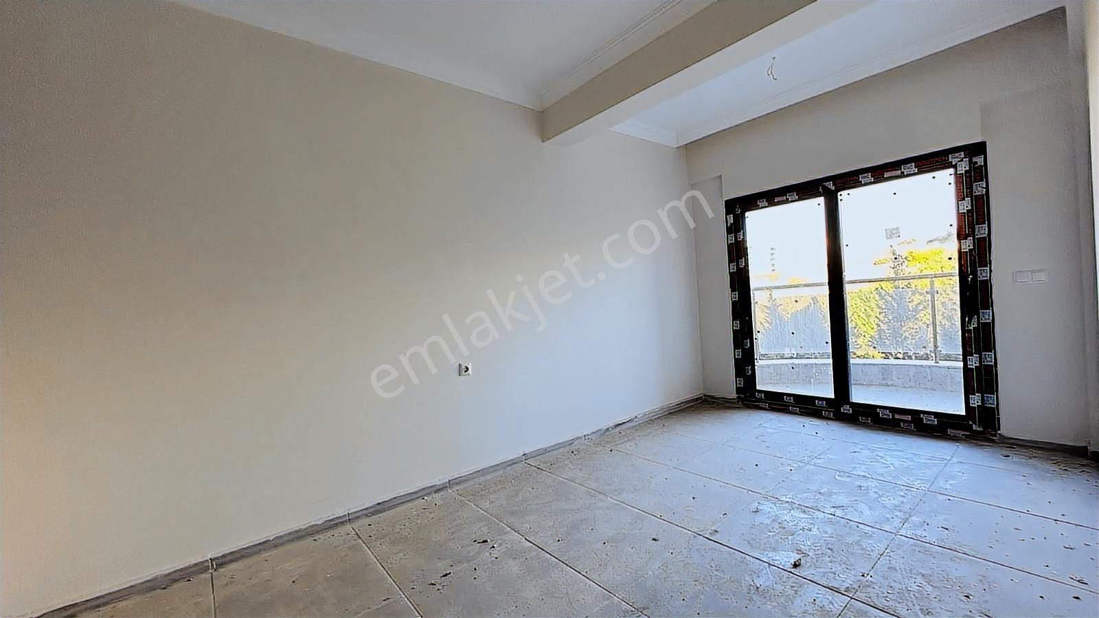 Menemen Ulukentte Satılık 3+1 Daire Rezidansta - Görsel 2