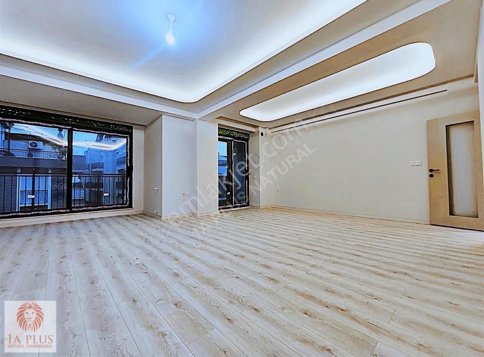 Deniz Mahallesi'nde 3+1 180 M2 Antalya'nın Merkezinde Muhteşem