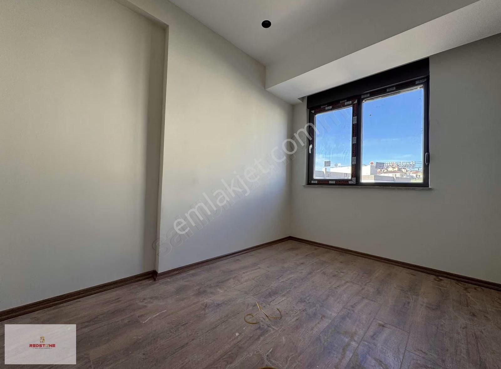Aydoğmuşta Cadde Üzeri Havuzlu Sitede Sıfır Kiralık 3+1 Daire!!! - Görsel 24
