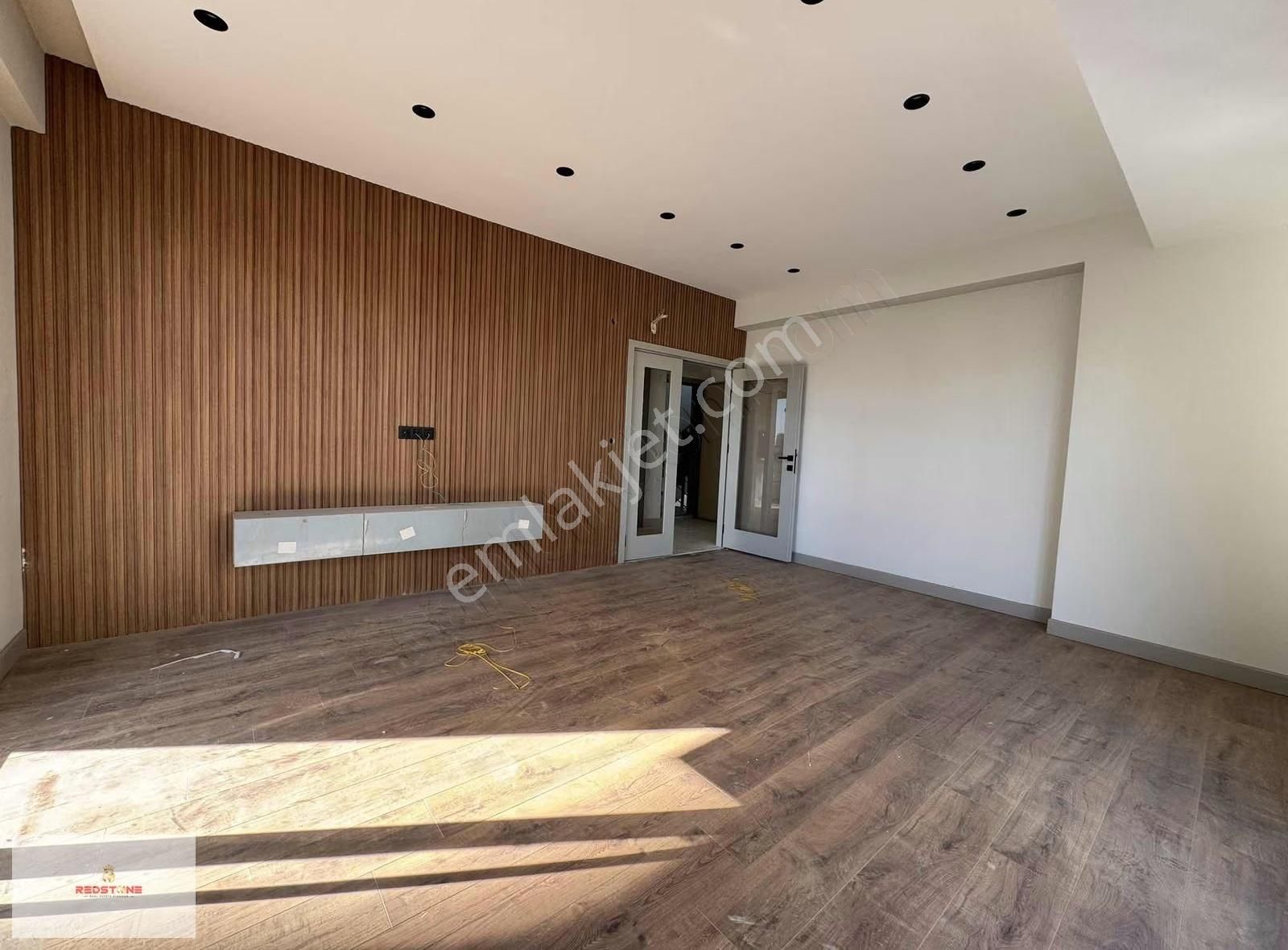 Aydoğmuşta Cadde Üzeri Havuzlu Sitede Sıfır Kiralık 3+1 Daire!!! - Görsel 20