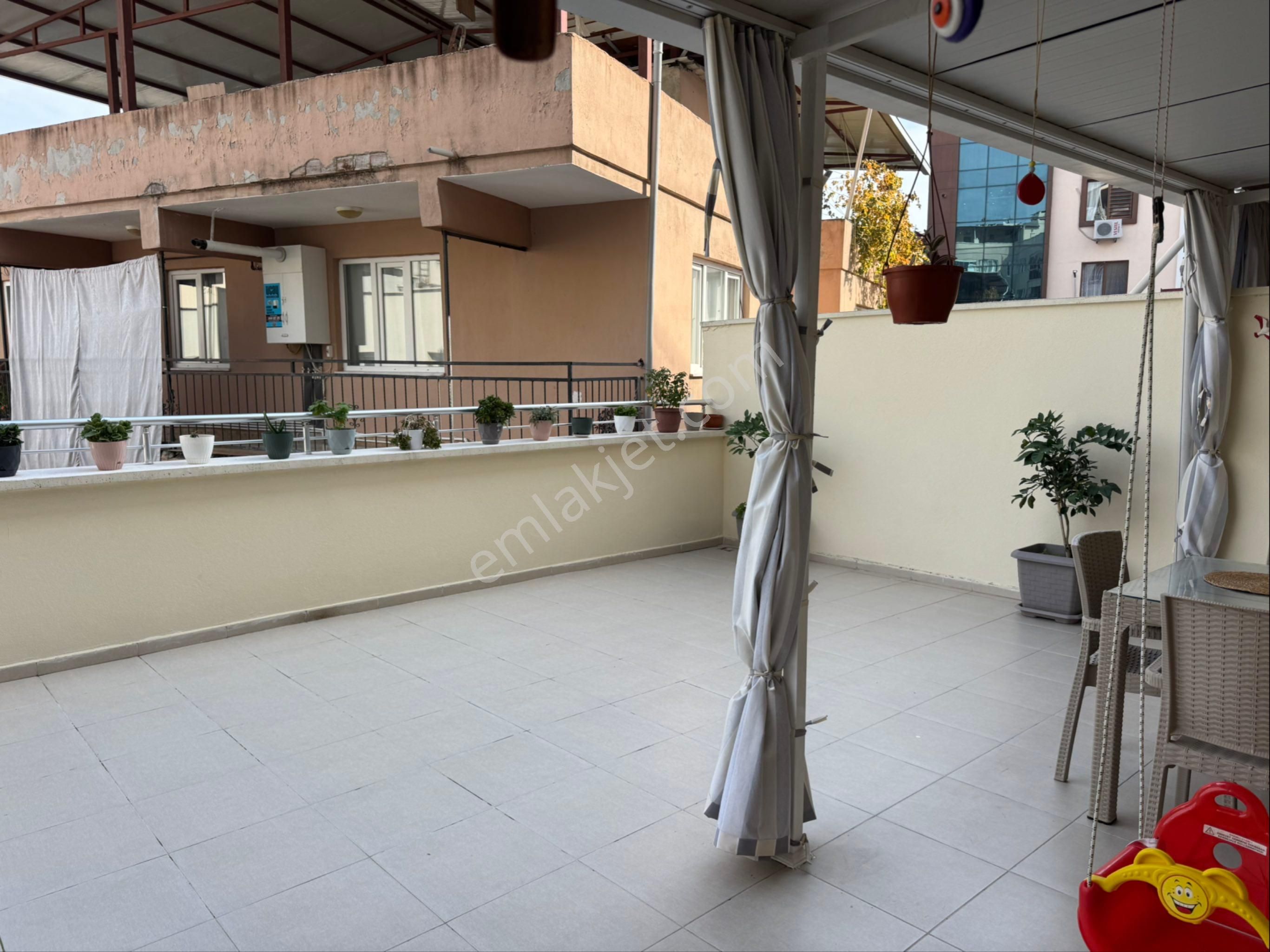 Satılık 3+1 Kapalı Mutfak Ayrıca 70 M2 Teraslı Dairemiz - Görsel 5