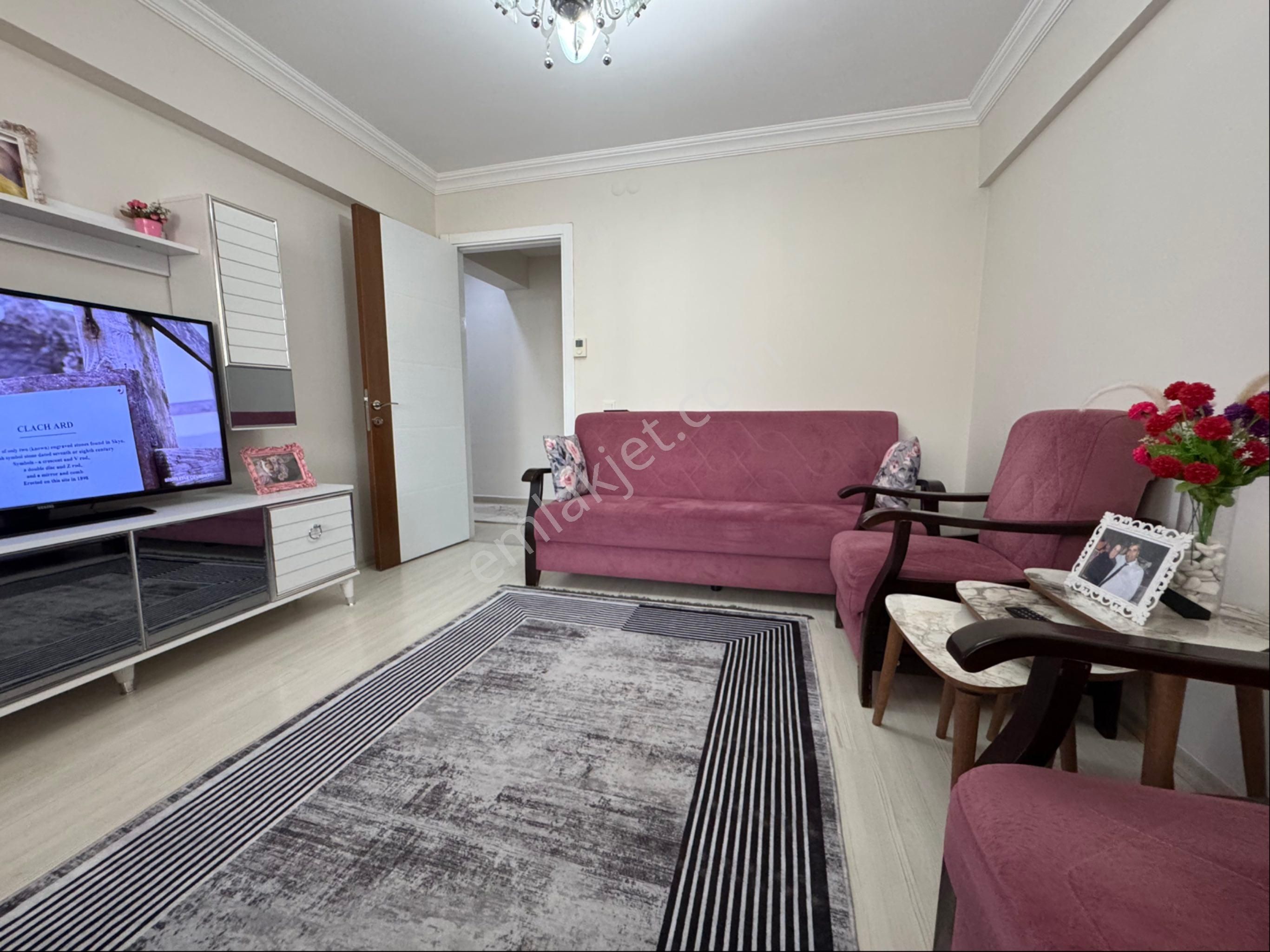 Satılık 3+1 Kapalı Mutfak Ayrıca 70 M2 Teraslı Dairemiz - Görsel 20