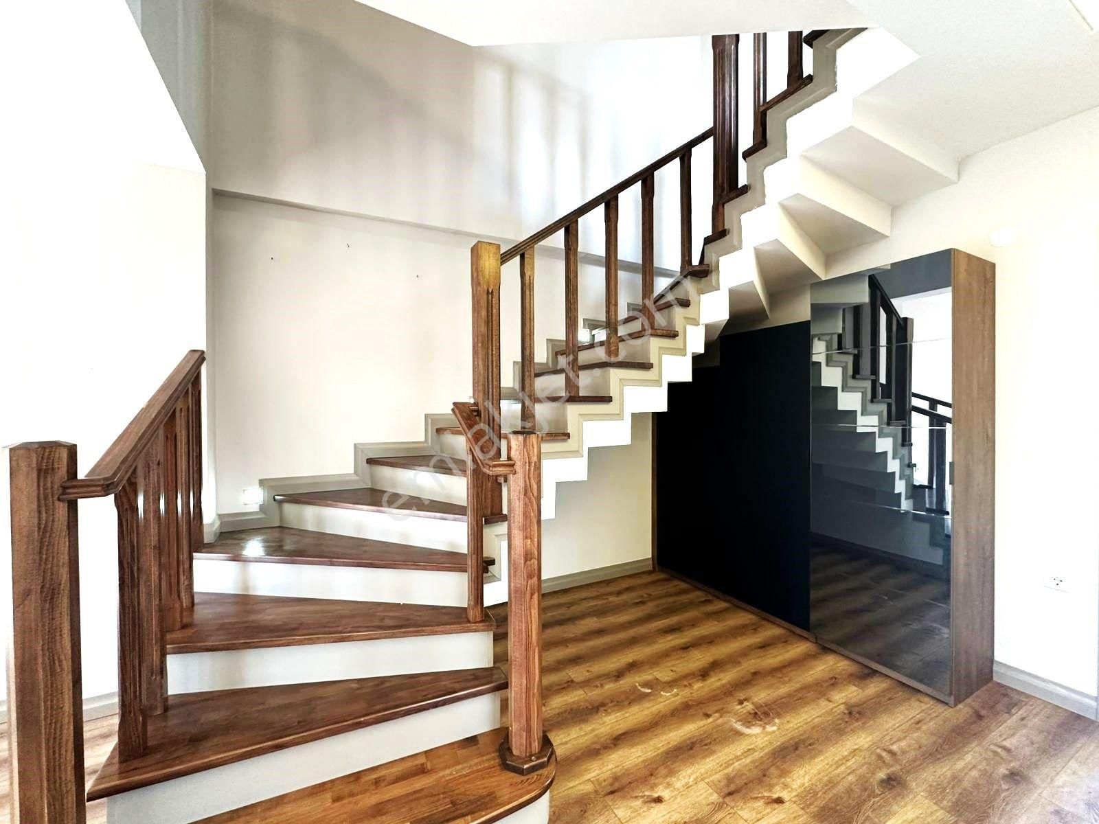 💎güre'de Aygülden💎denize Çok Yakın 350 Mt Havuzlu Ön Cephe Ayrı Mutfak 2 Yaşında 3+1 Satılık Villa - Görsel 18